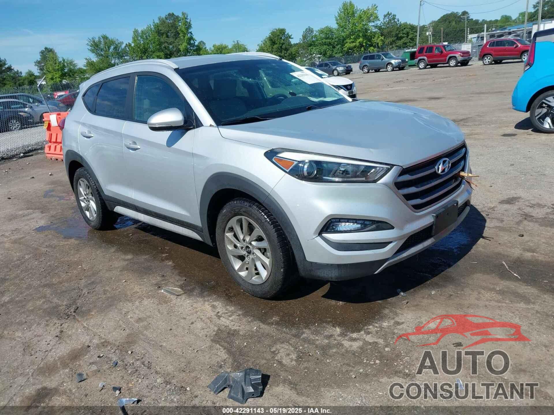 HYUNDAI TUCSON 2017 - KM8J3CA23HU549415