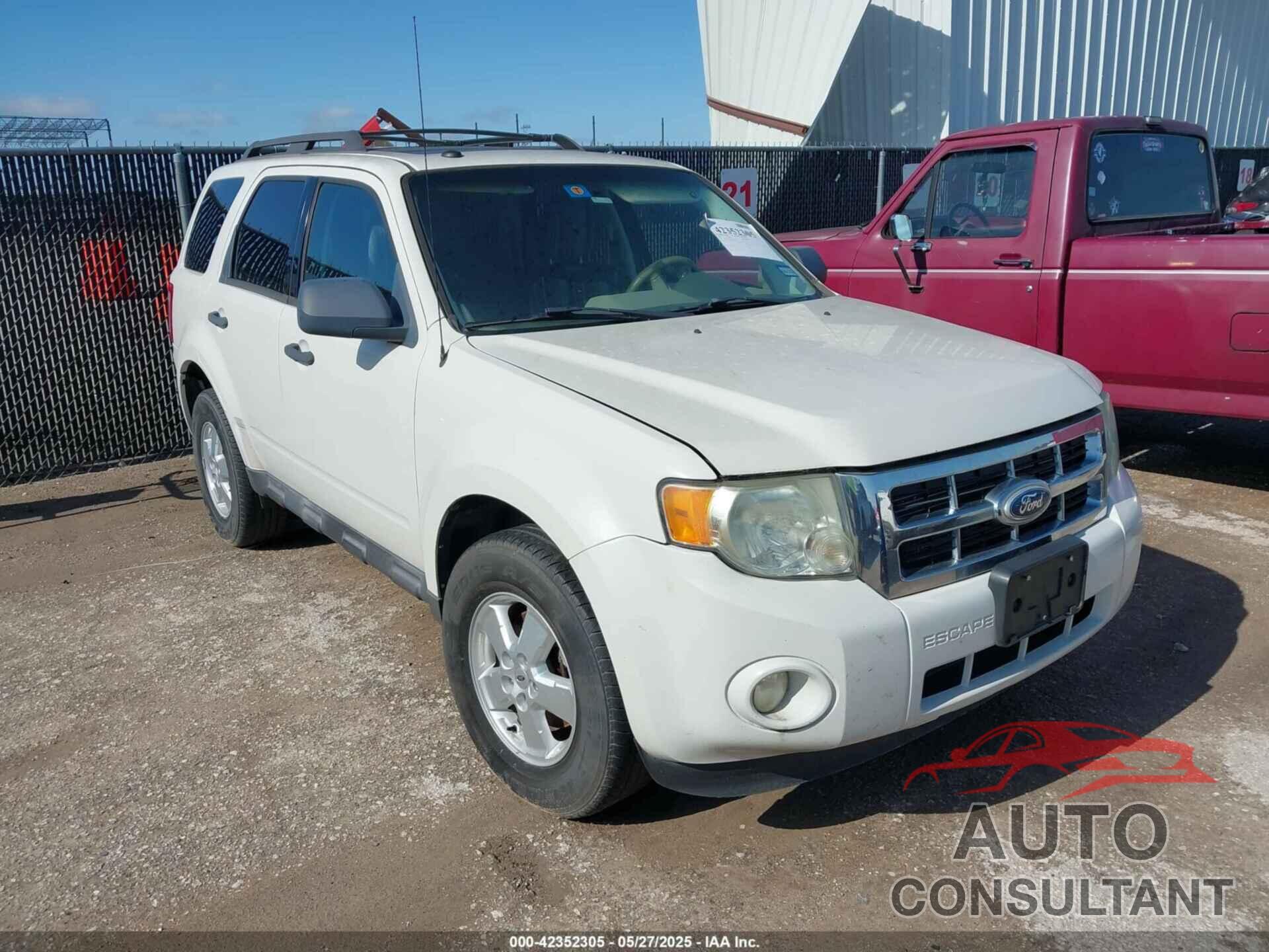 FORD ESCAPE 2010 - 1FMCU0DG5AKB79470