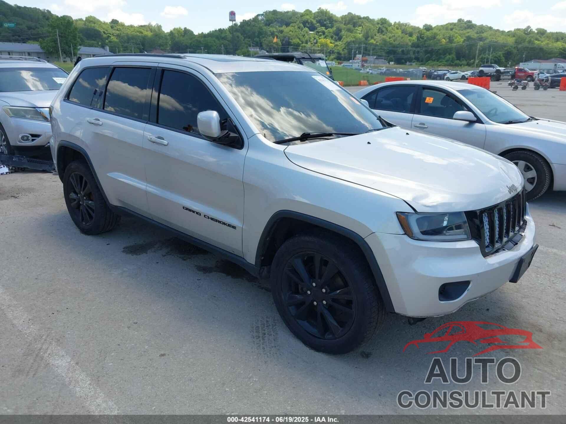 JEEP GRAND CHEROKEE 2012 - 1C4RJFAT4CC350525