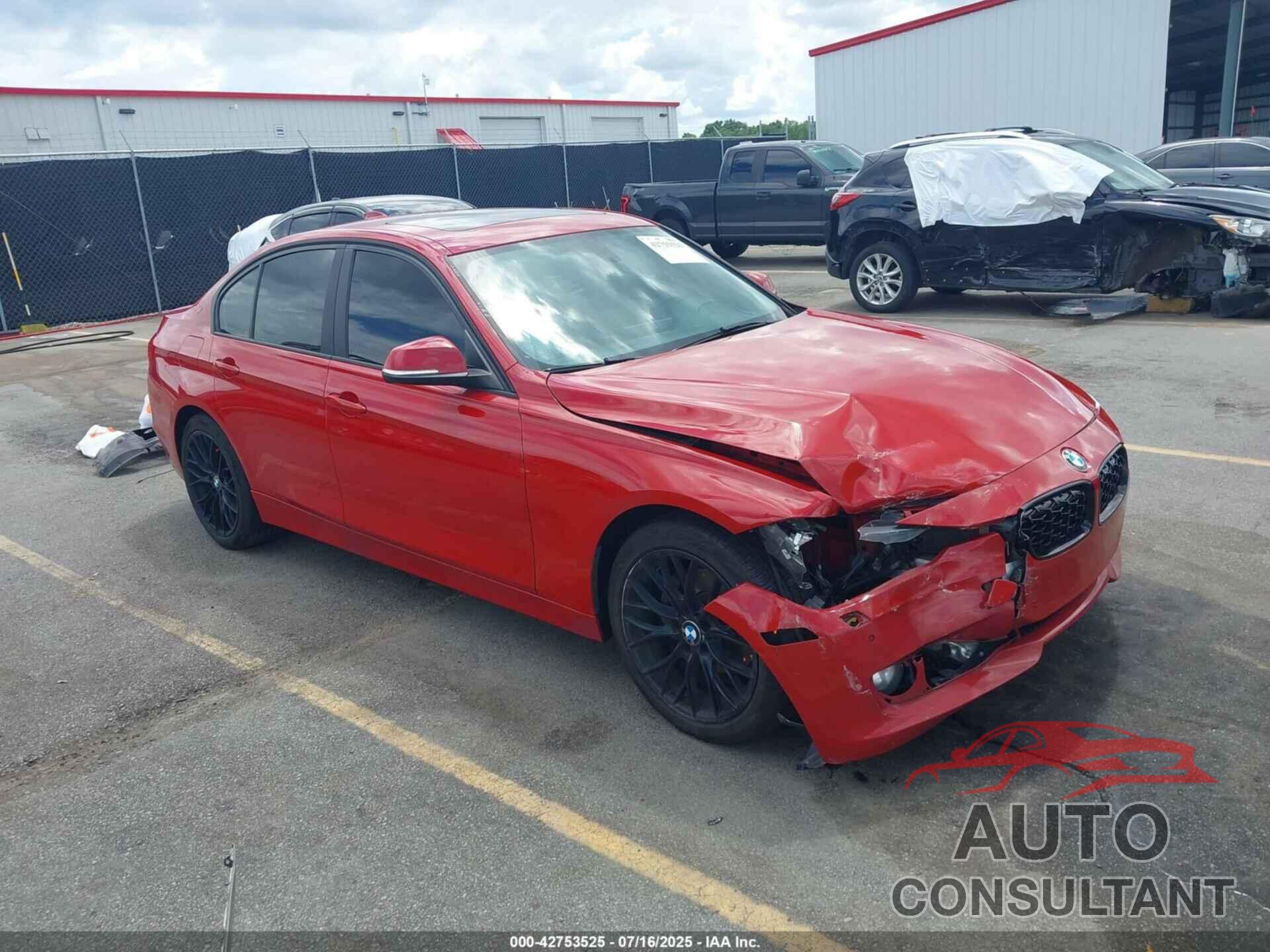 BMW 328I 2015 - WBA3B3C51FF547877