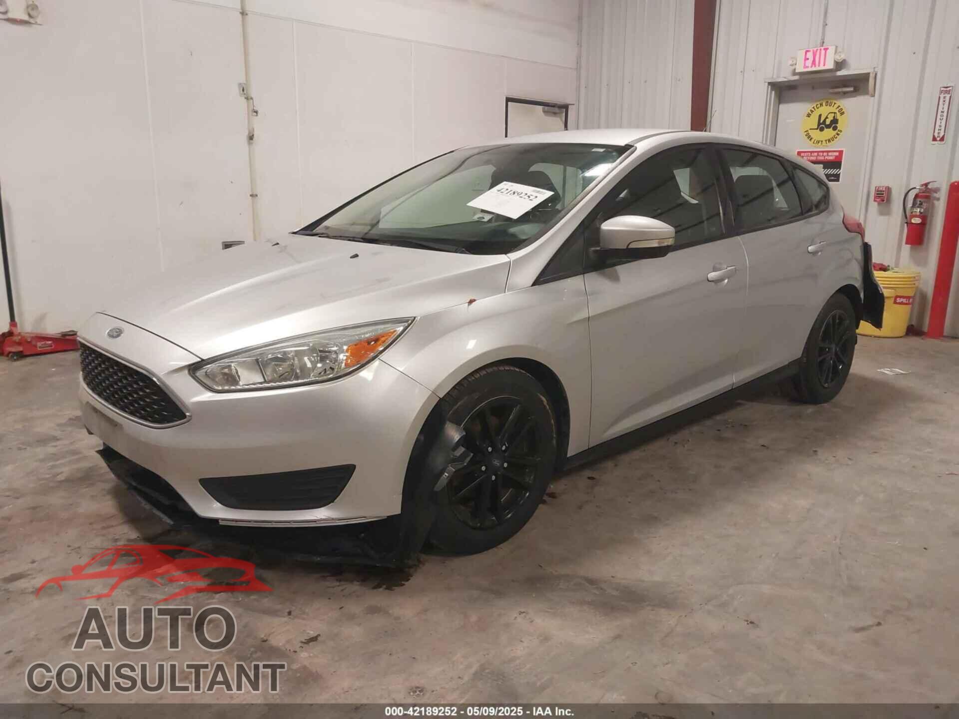 FORD FOCUS 2017 - 1FADP3K21HL278743