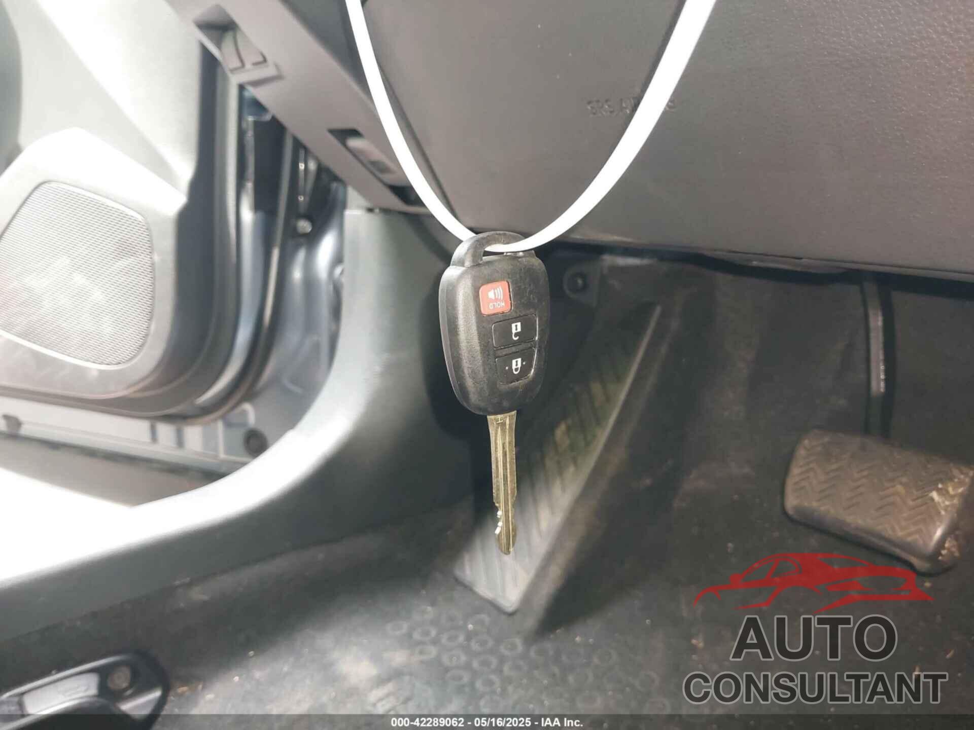 TOYOTA COROLLA CROSS 2023 - 7MUAAAAGXPV060044