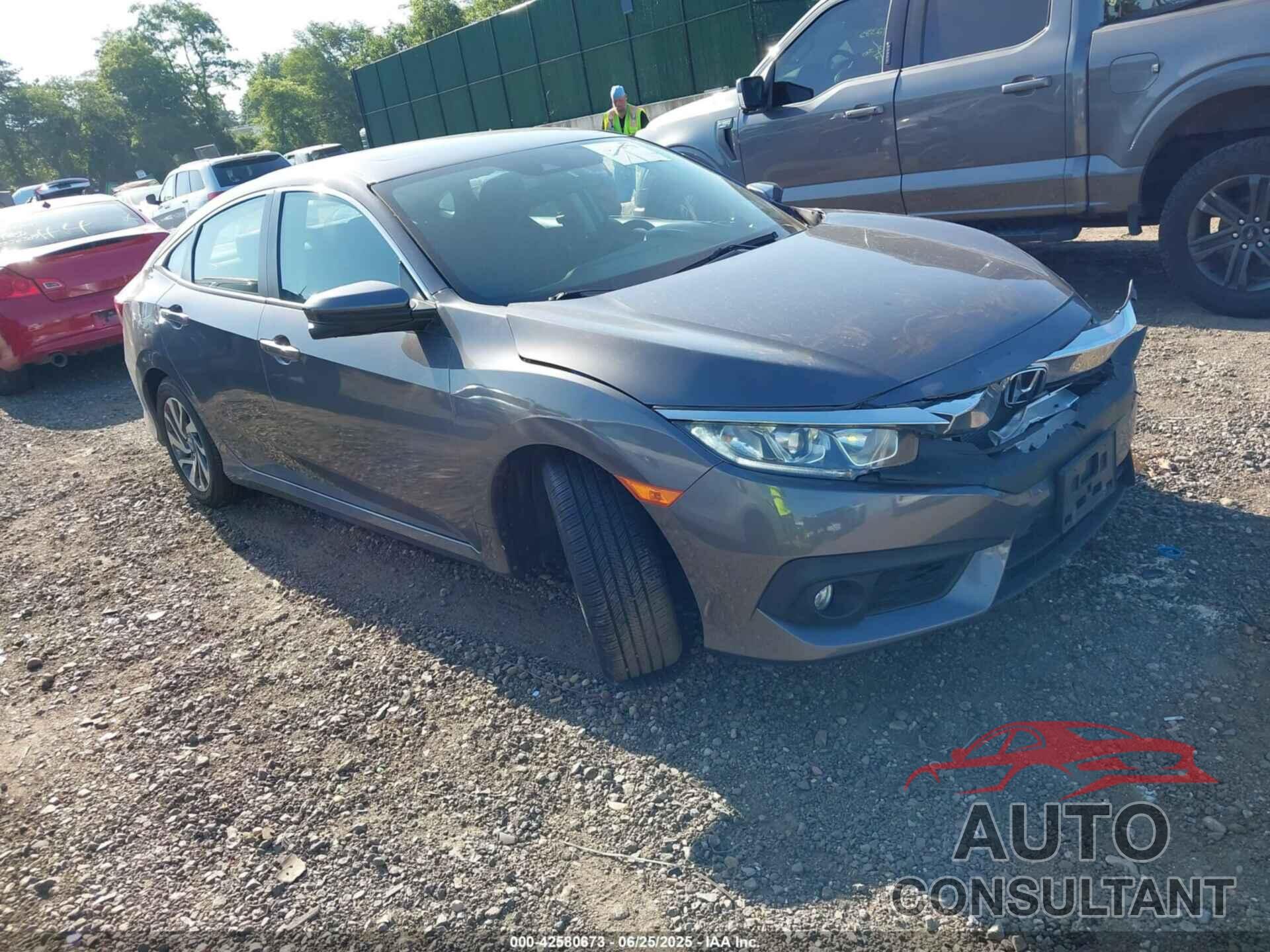 HONDA CIVIC 2017 - 2HGFC2F80HH525854