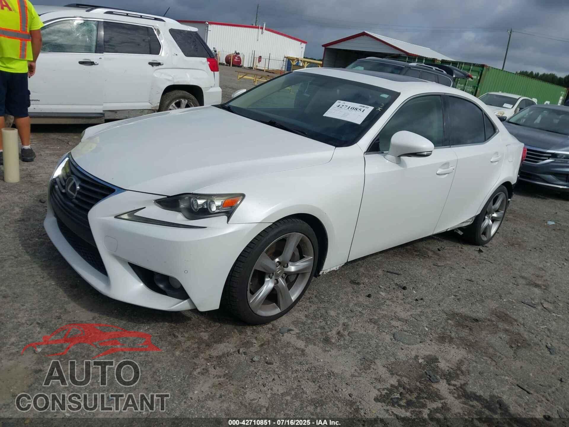 LEXUS IS 350 2014 - JTHBE1D26E5001237