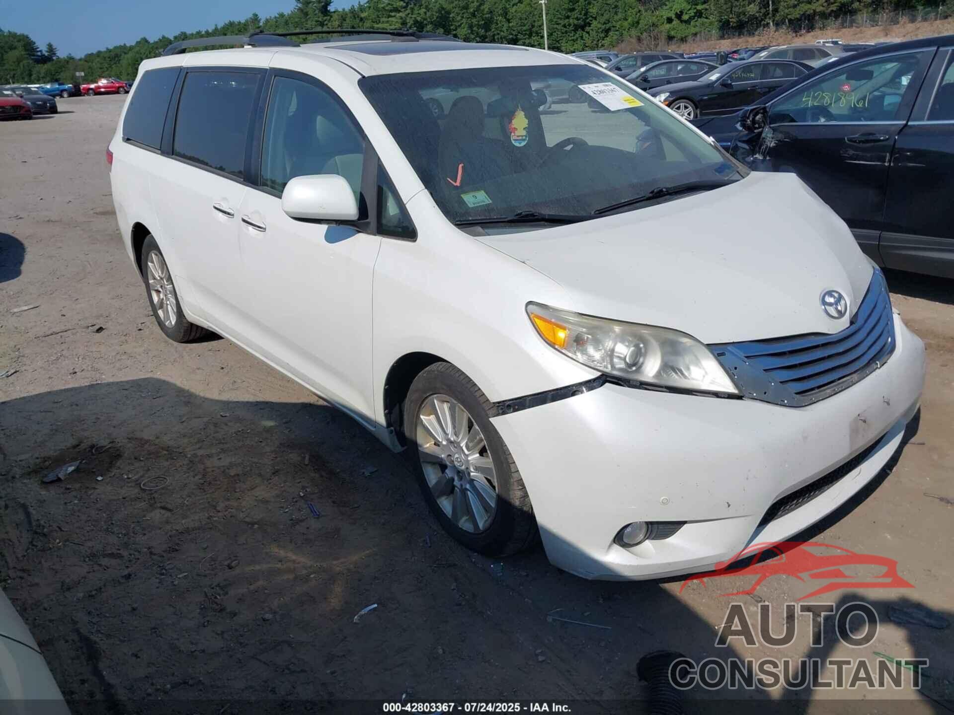 TOYOTA SIENNA 2011 - 5TDDK3DC8BS011085