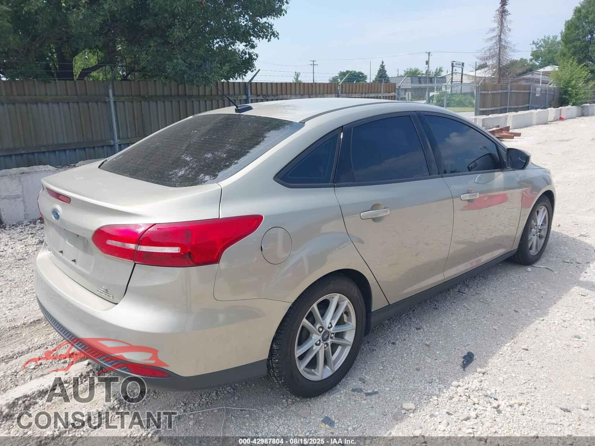 FORD FOCUS 2016 - 1FADP3F28GL350613