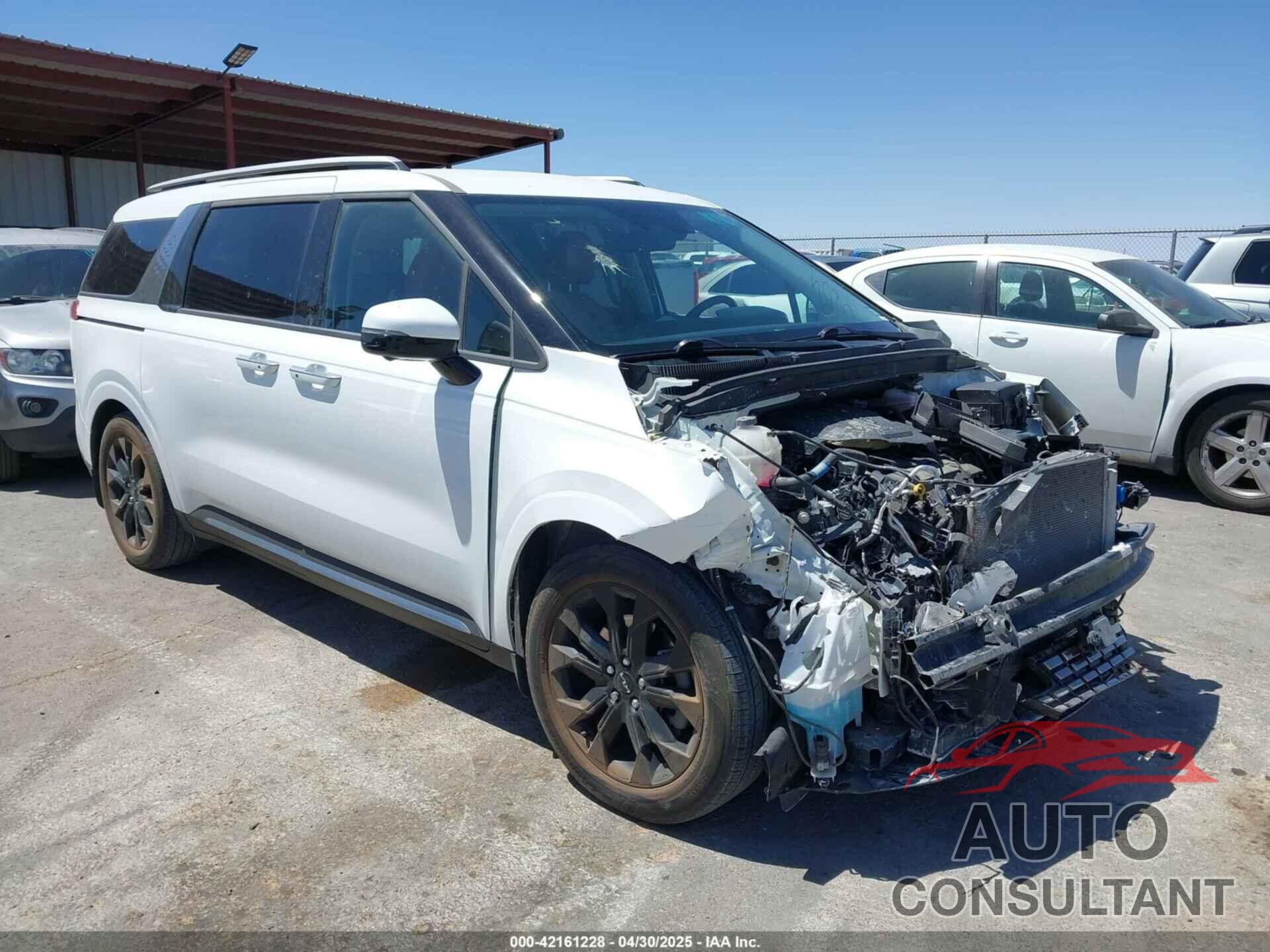 KIA CARNIVAL MPV 2023 - KNDNE5H30P6221317