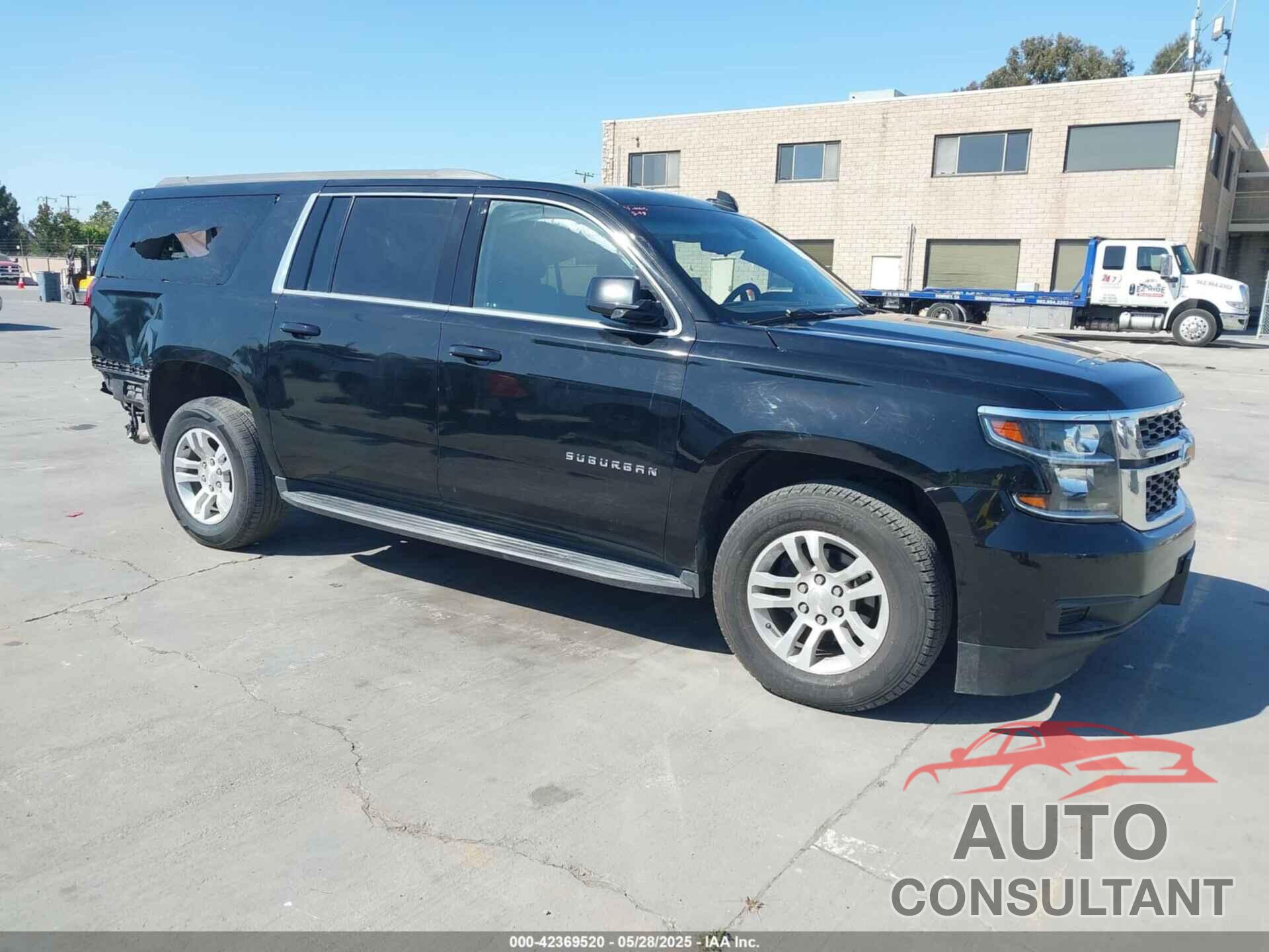 CHEVROLET SUBURBAN 2019 - 1GNSCGKC5KR334370