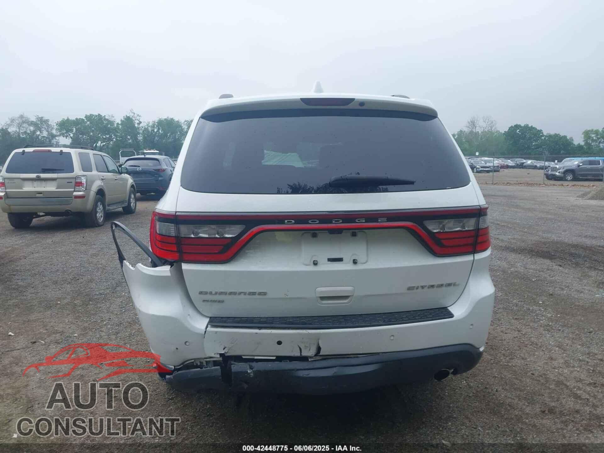 DODGE DURANGO 2015 - 1C4SDJET4FC688548