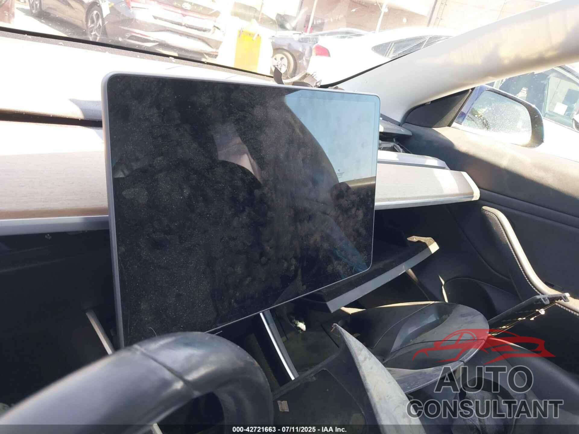 TESLA MODEL 3 2018 - 5YJ3E1EA5JF161095