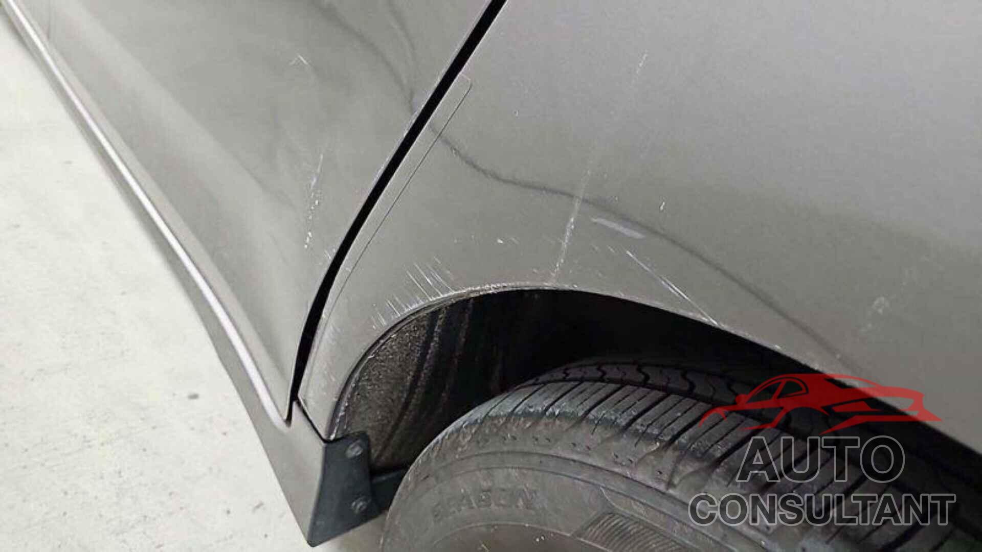 TOYOTA SIENNA 2019 - 5TDZZ3DC7KS001956
