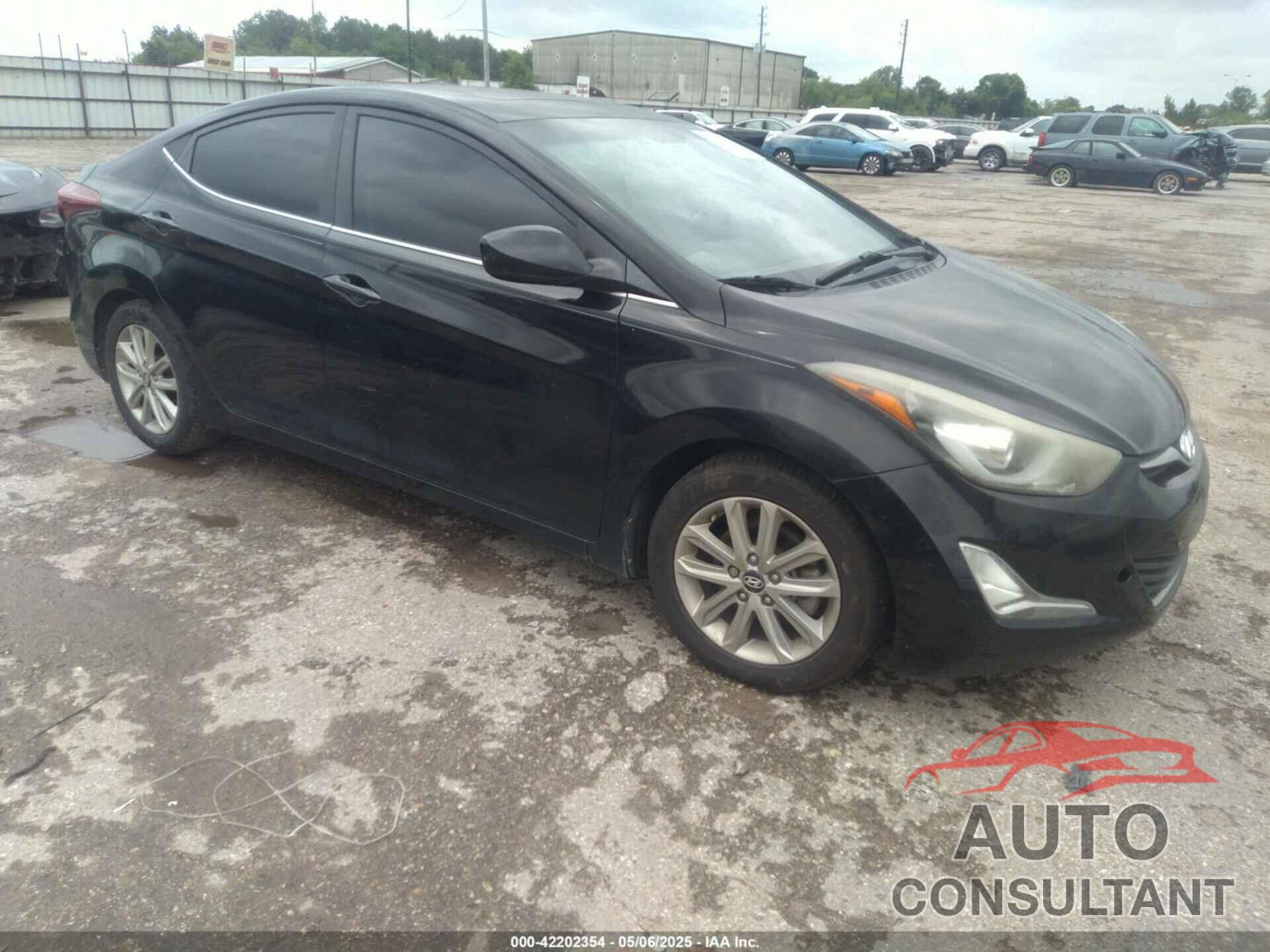 HYUNDAI ELANTRA 2015 - KMHDH4AE3FU261566