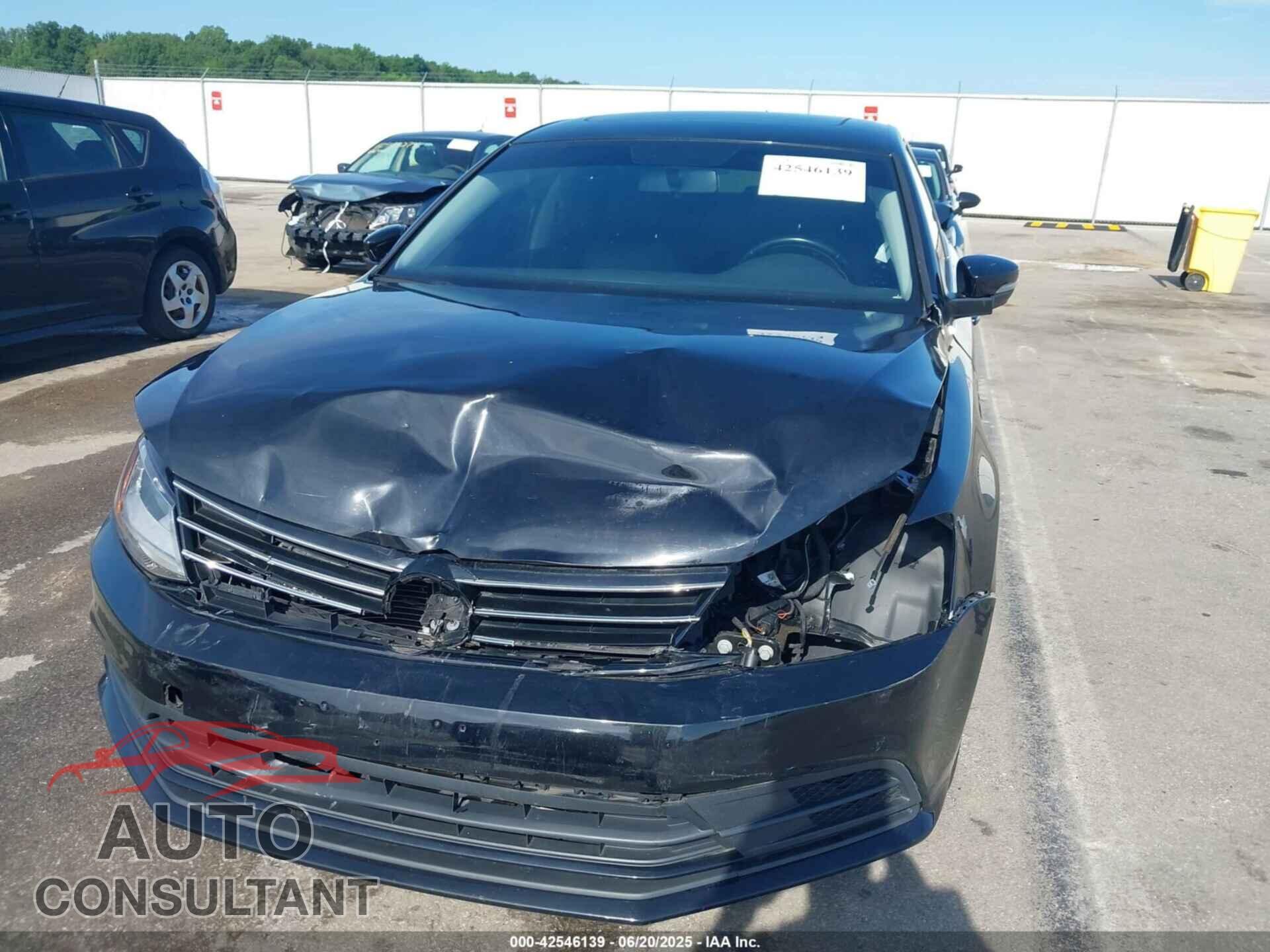VOLKSWAGEN JETTA 2017 - 3VWDB7AJ7HM399345