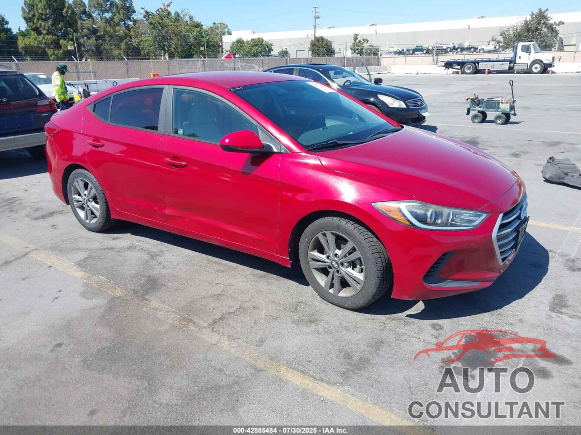 HYUNDAI ELANTRA 2017 - KMHD84LF8HU063042