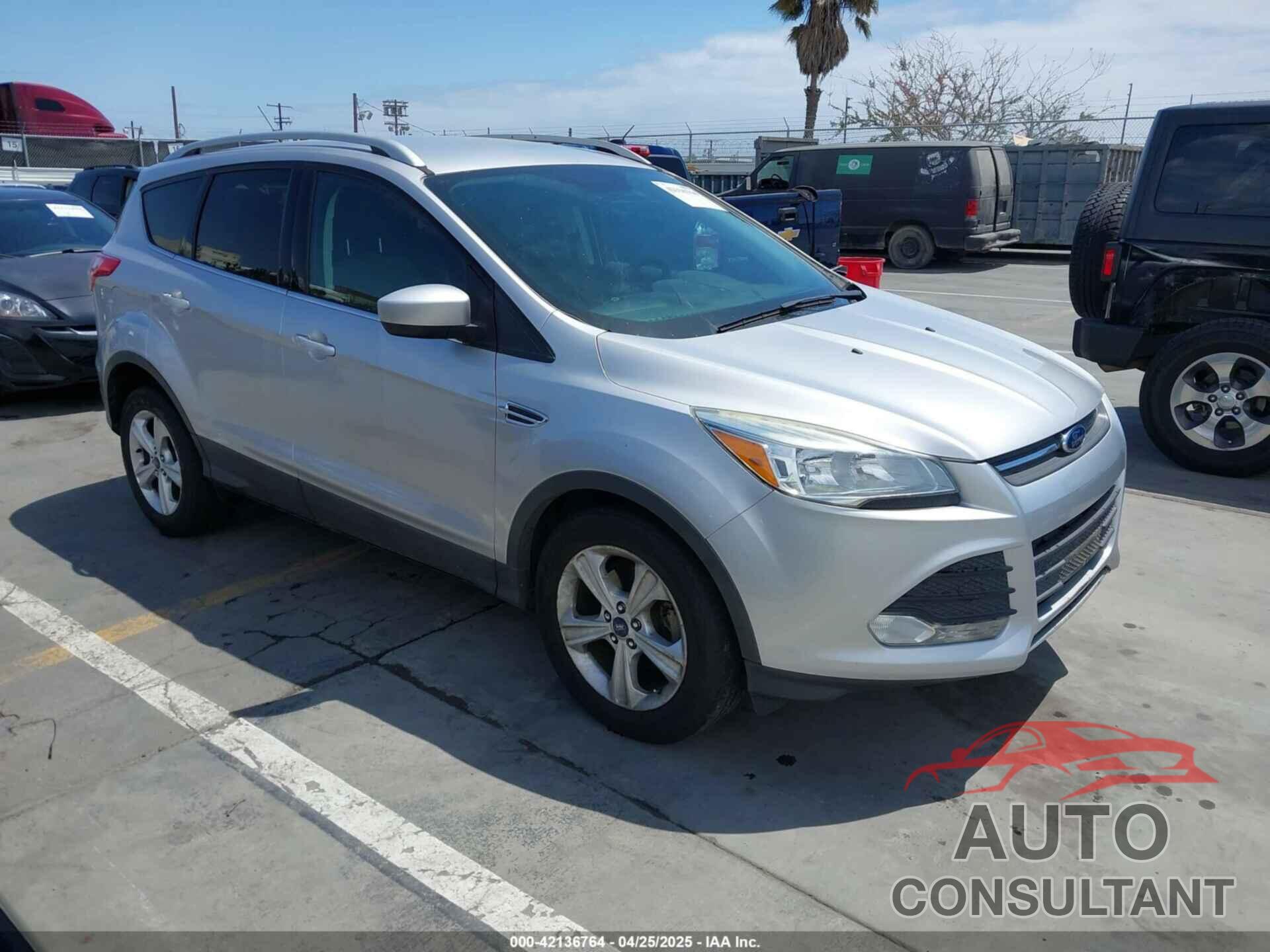 FORD ESCAPE 2016 - 1FMCU0GX7GUB72822