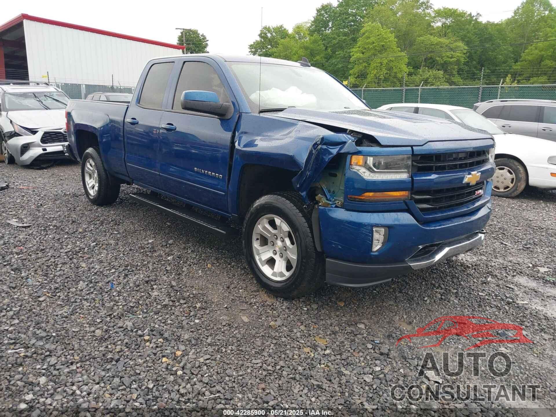 CHEVROLET SILVERADO 1500 2018 - 1GCVKREC4JZ131145