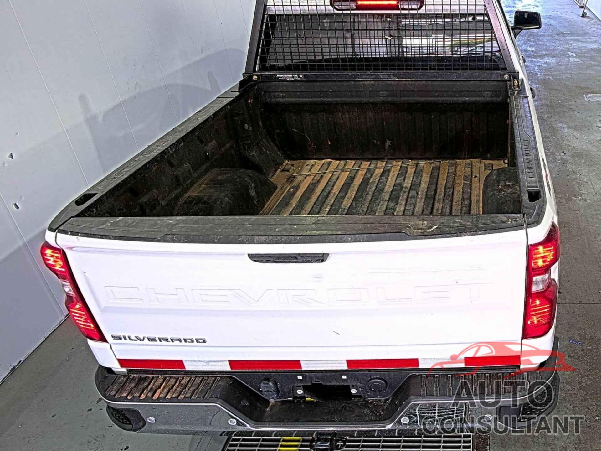 CHEVROLET SILVERADO 2023 - 1GCPDAEK7PZ219207