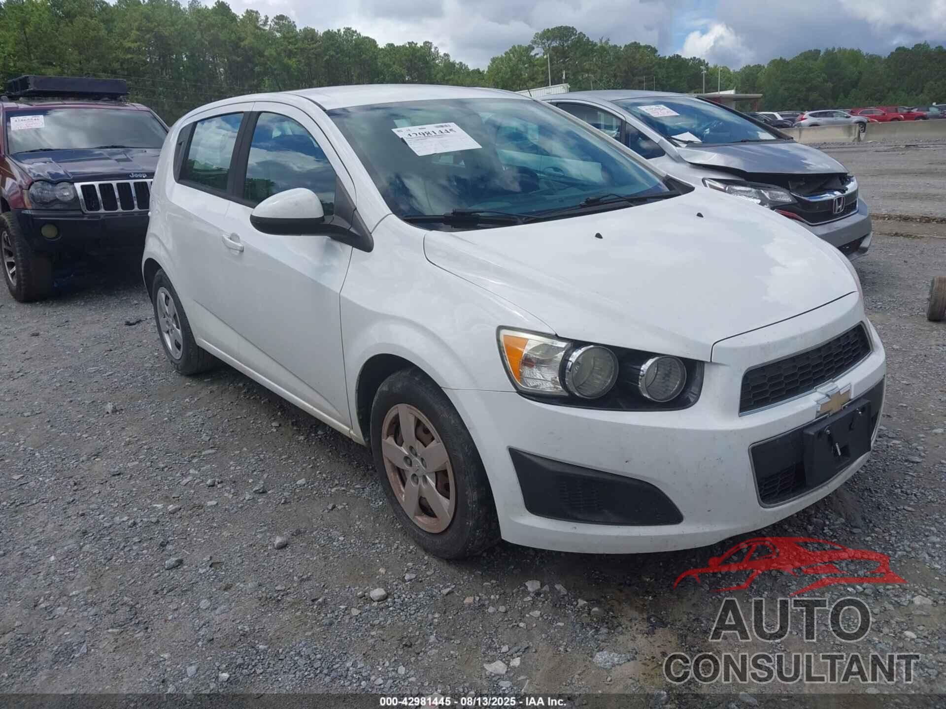 CHEVROLET SONIC 2015 - 1G1JA6SH0F4184468