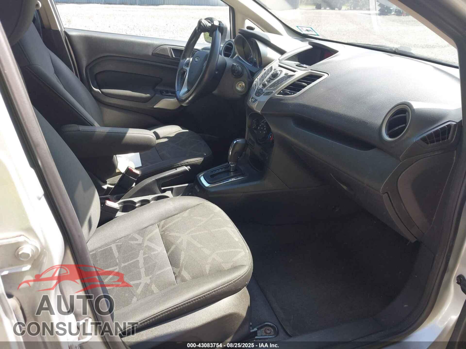 FORD FIESTA 2013 - 3FADP4BJ9DM173972