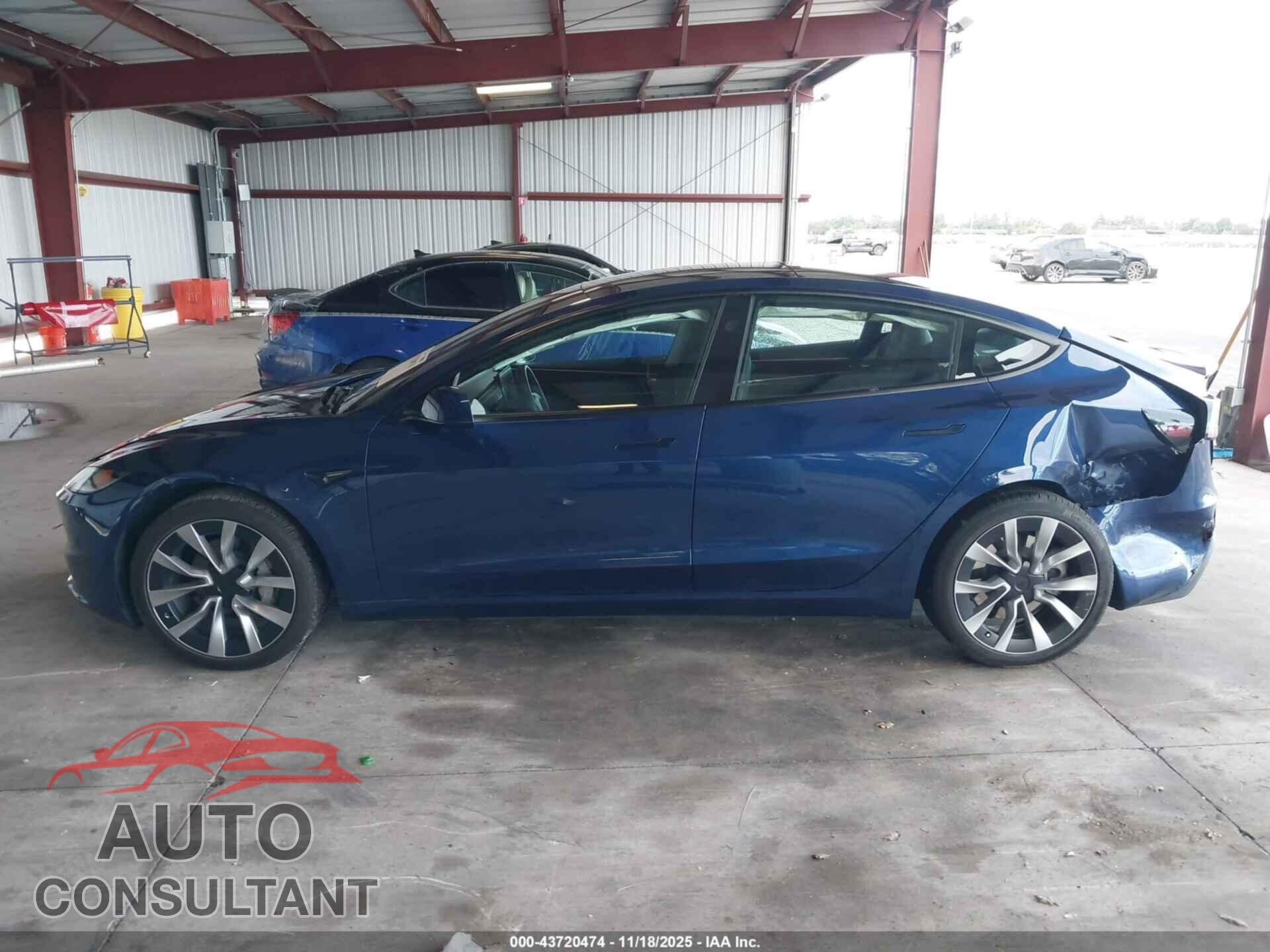 TESLA MODEL 3 2024 - 5YJ3E1EB4RF747954