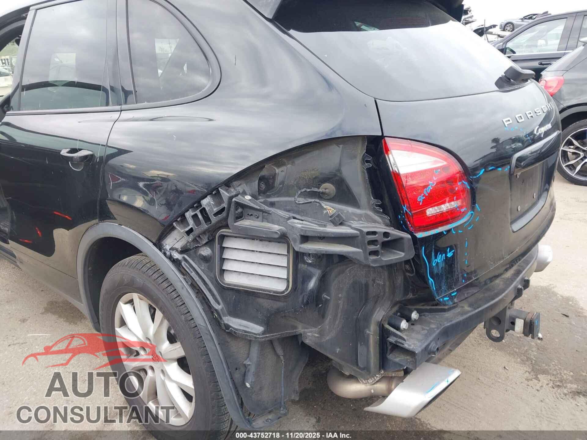 PORSCHE CAYENNE 2013 - WP1AF2A24DLA37084