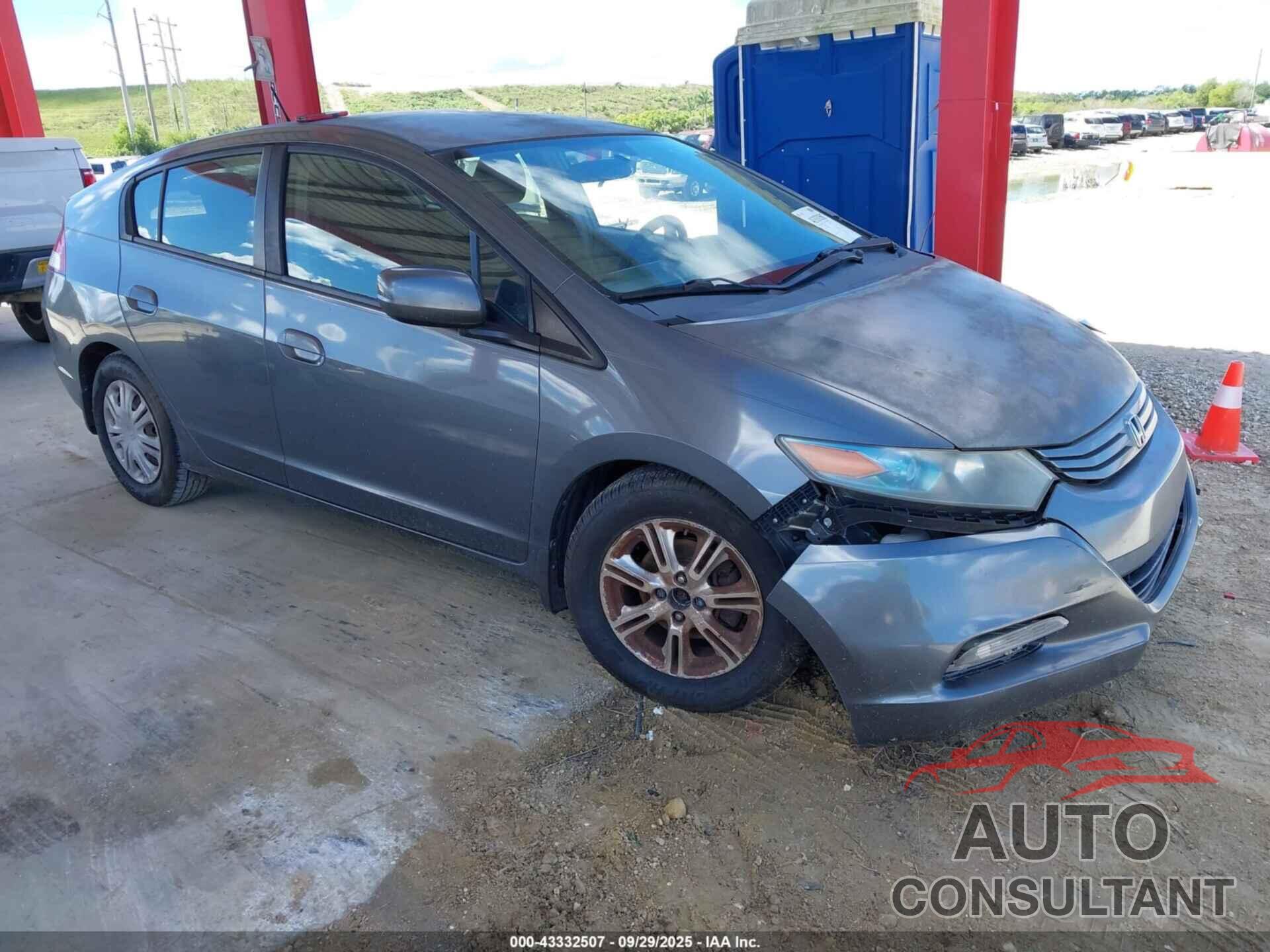 HONDA INSIGHT 2011 - JHMZE2H51BS010997