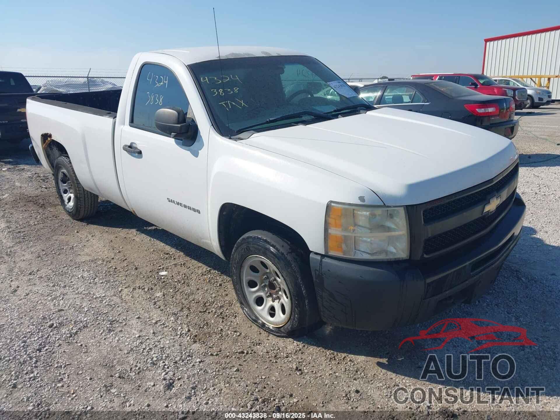CHEVROLET SILVERADO 1500 2011 - 1GCNCPE06BZ409987