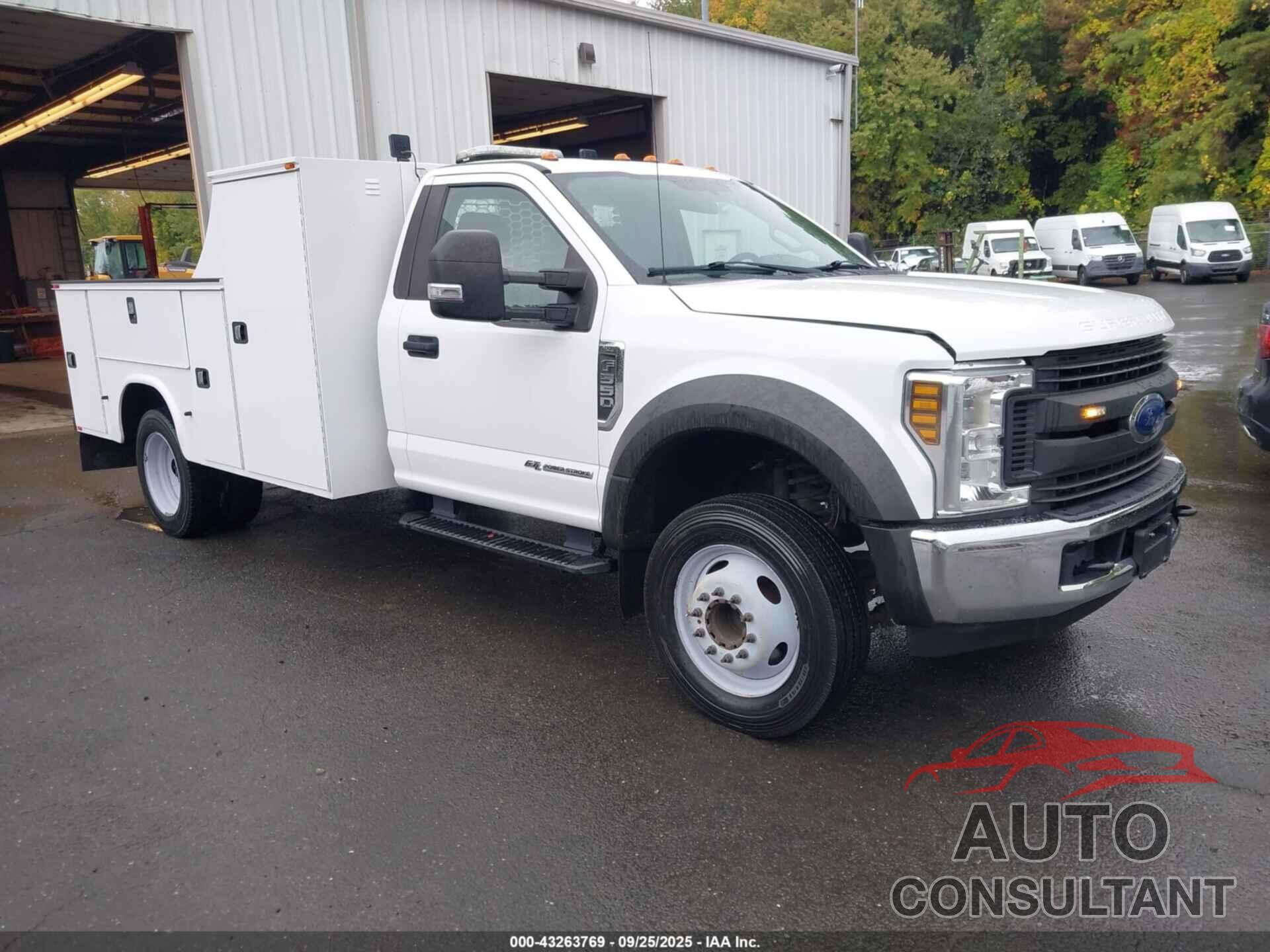 FORD F-550 CHASSIS 2018 - 1FDUF5GT1JEC95221