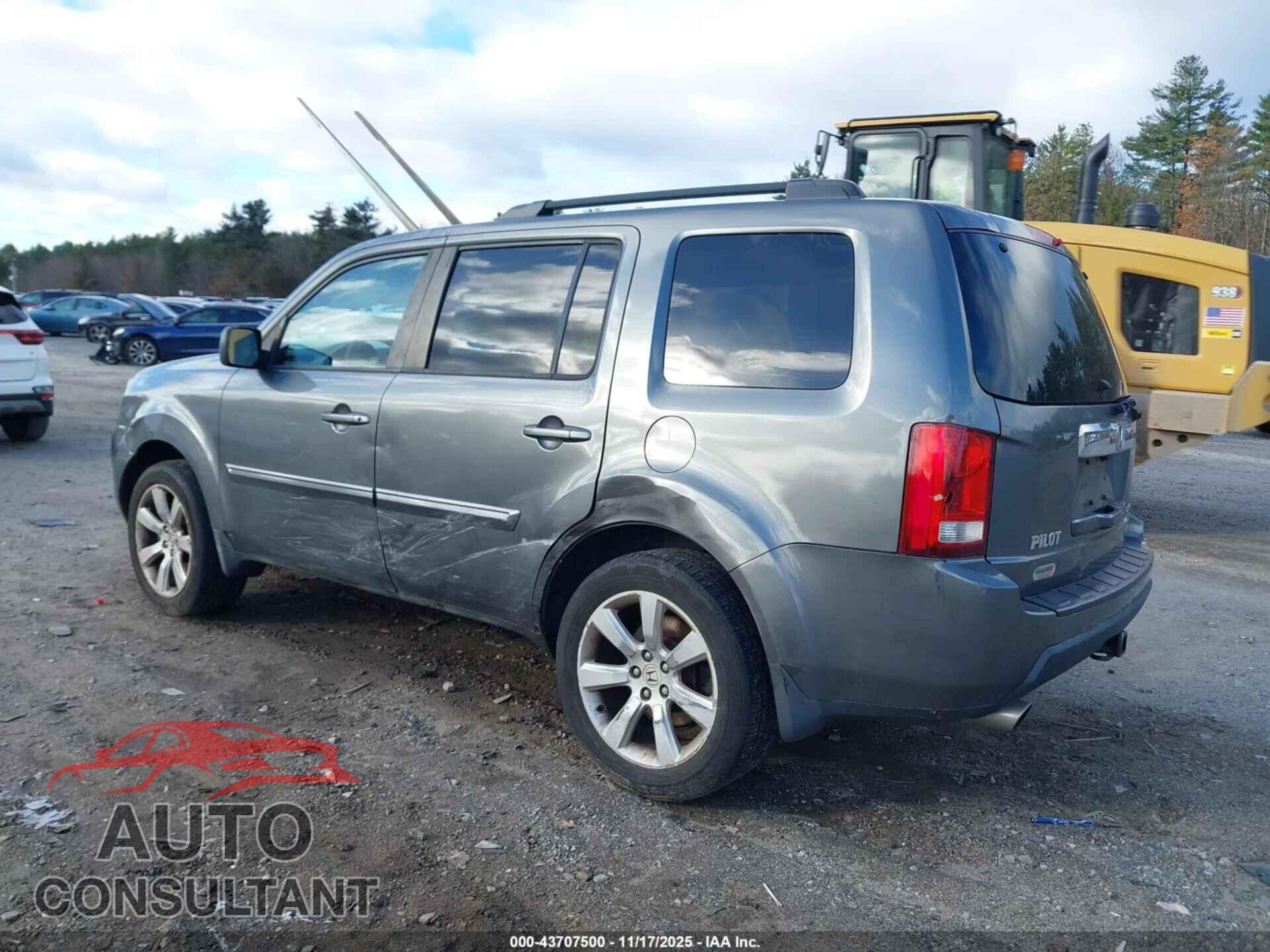 HONDA PILOT 2011 - 5FNYF4H43BB007609