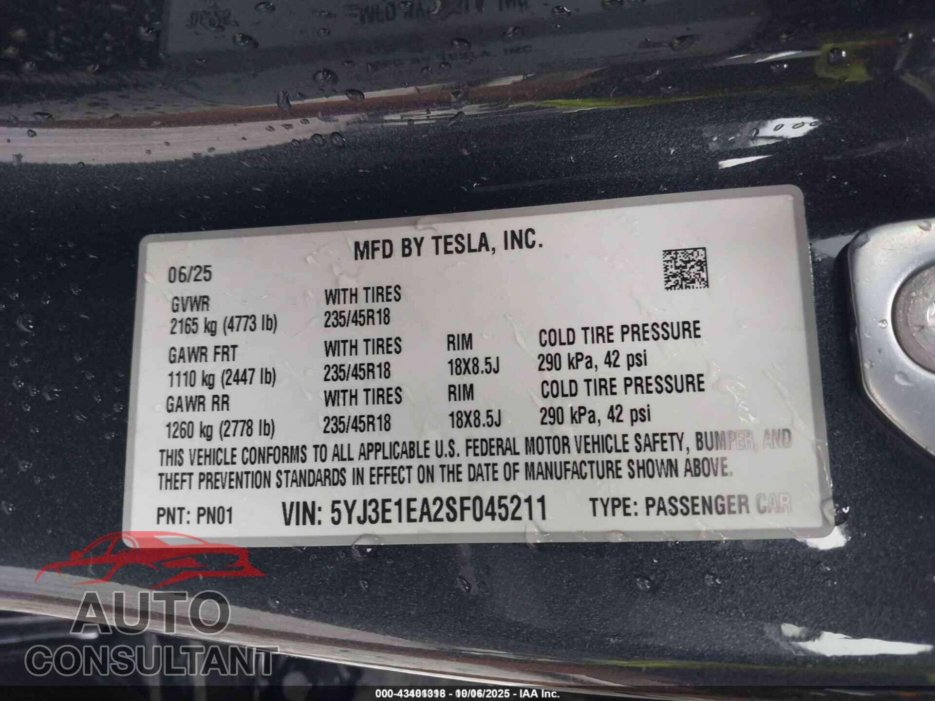TESLA MODEL 3 2025 - 5YJ3E1EA2SF045211