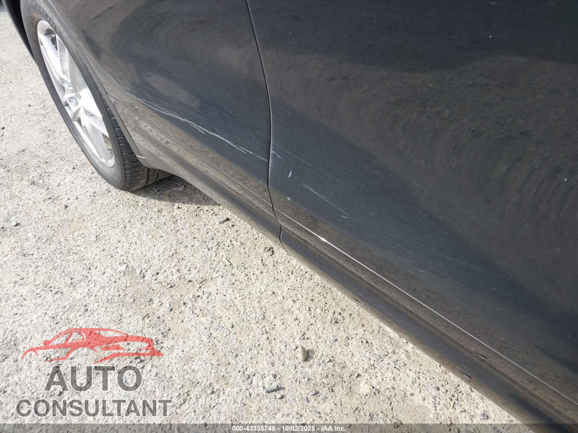 PORSCHE CAYENNE 2012 - WP1AB2A2XCLA44826