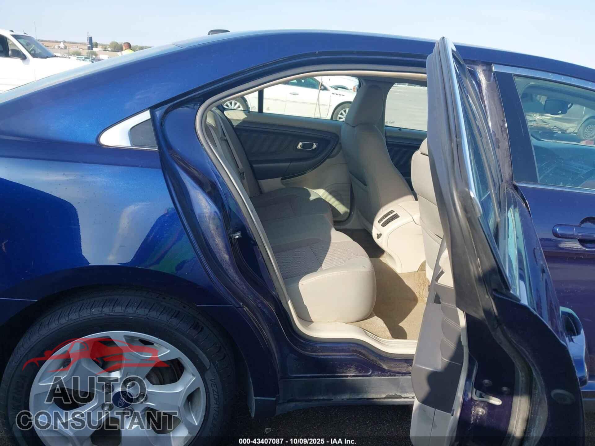 FORD TAURUS 2011 - 1FAHP2EW7BG169603