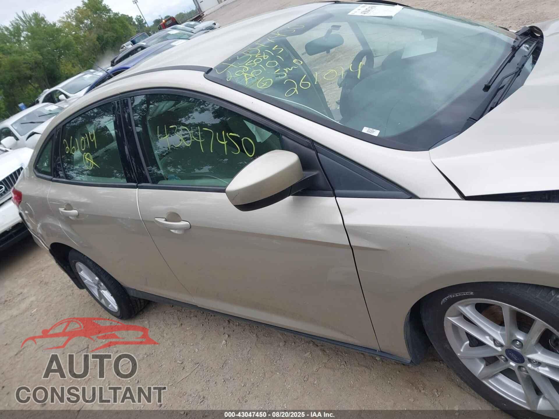 FORD FOCUS 2018 - 1FADP3F2XJL201014