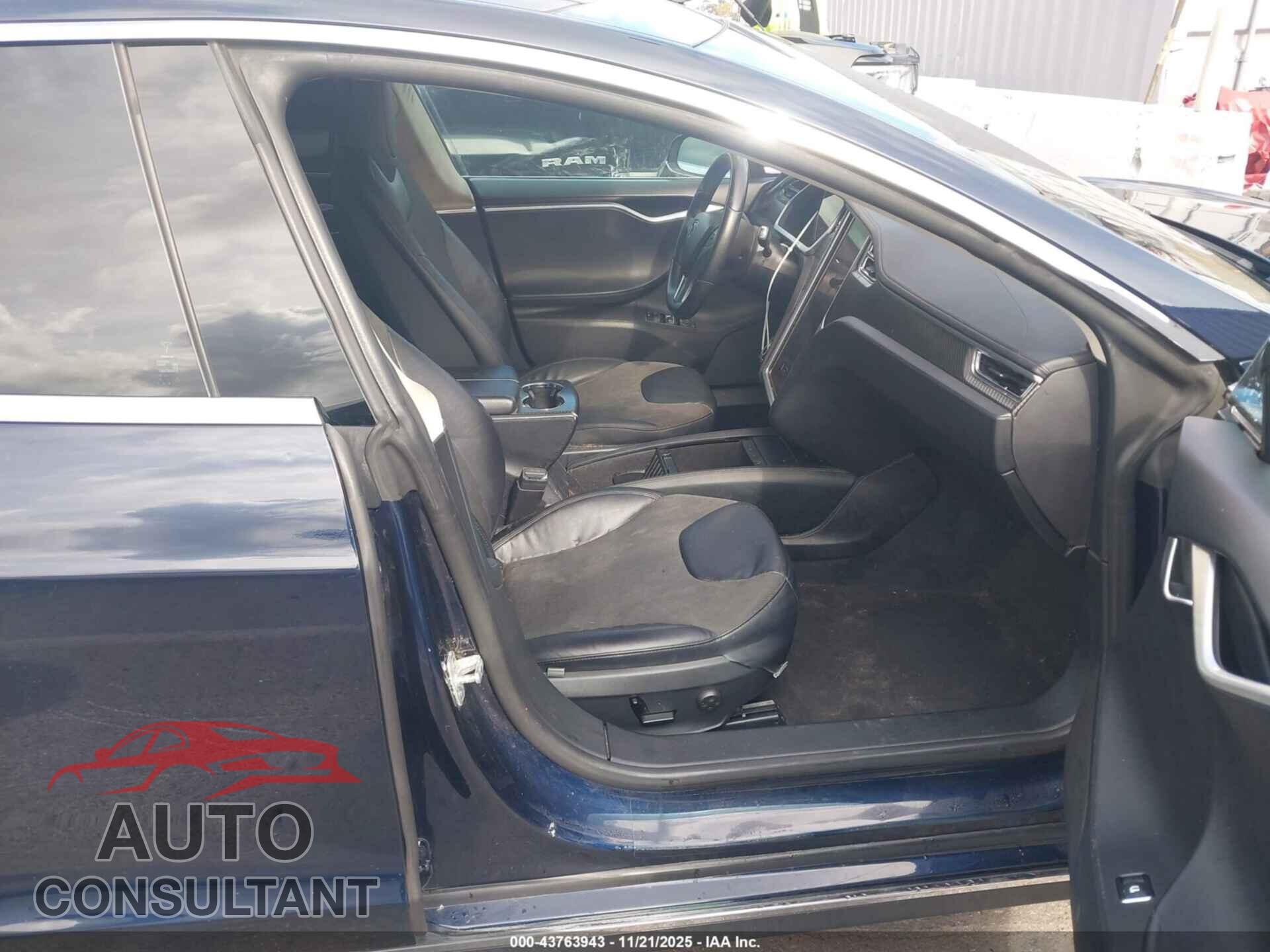 TESLA MODEL S 2013 - 5YJSA1DNXDFP06014