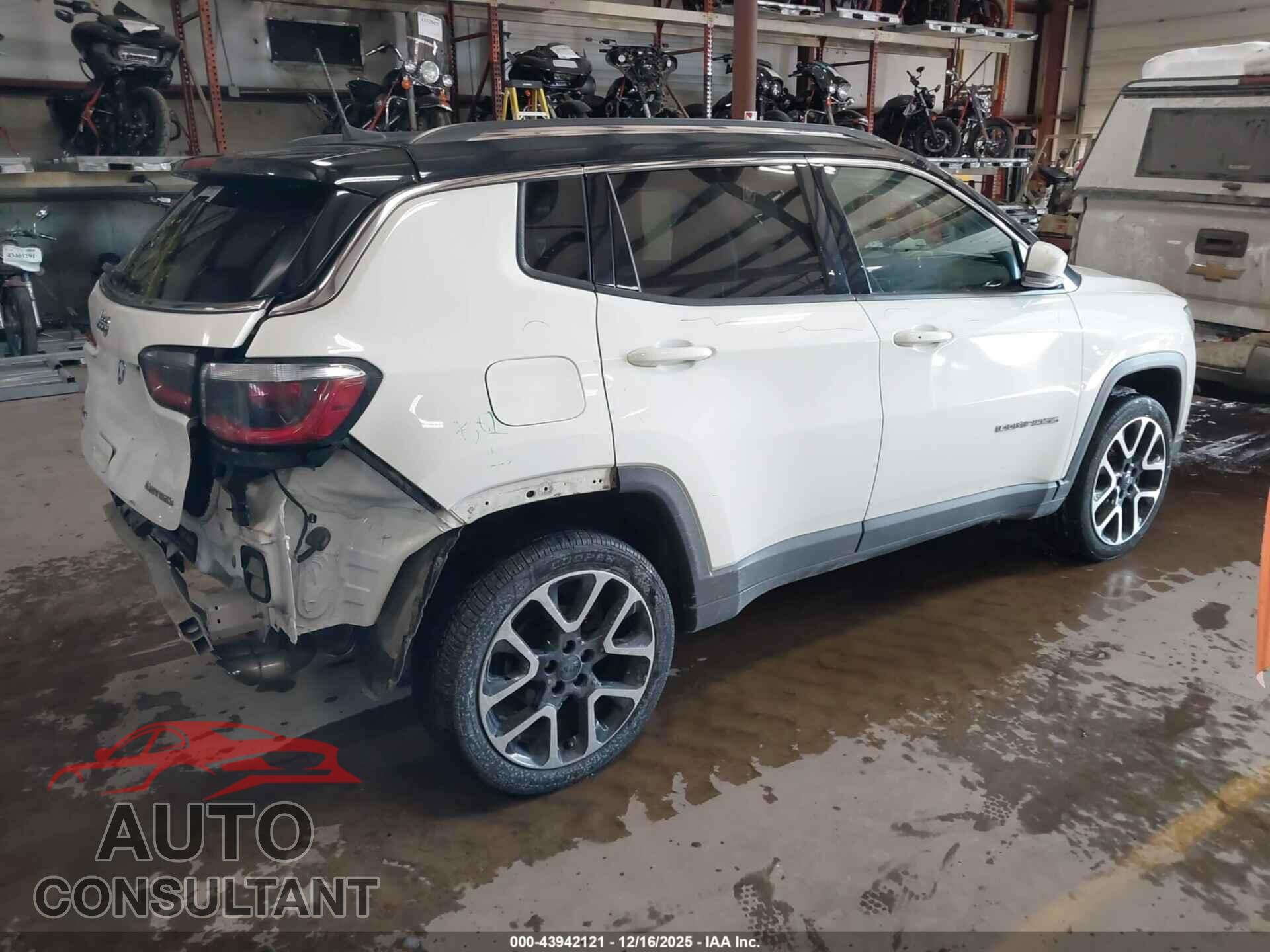 JEEP COMPASS 2018 - 3C4NJDCB1JT113273