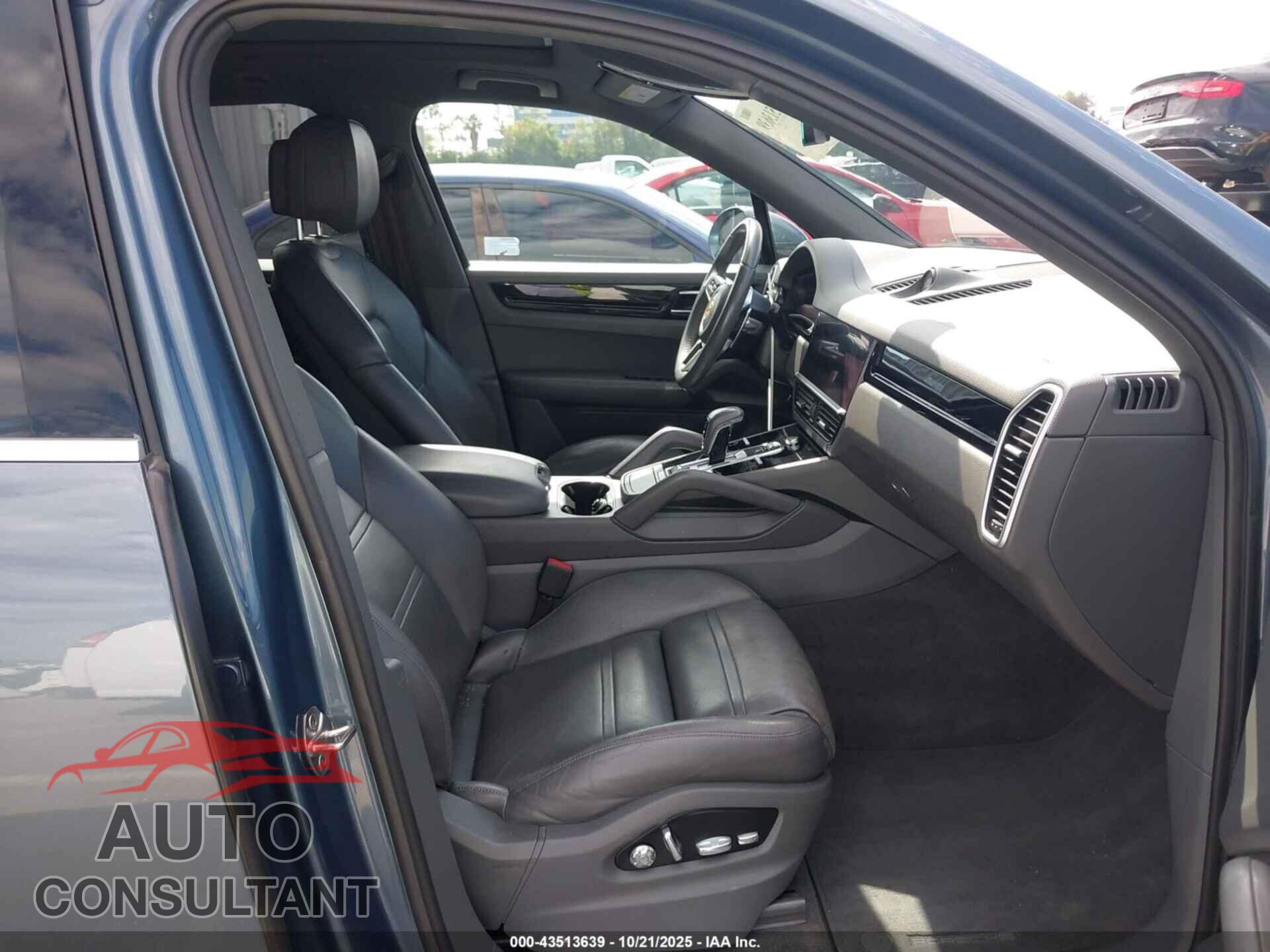 PORSCHE CAYENNE 2019 - WP1AA2AY4KDA17024