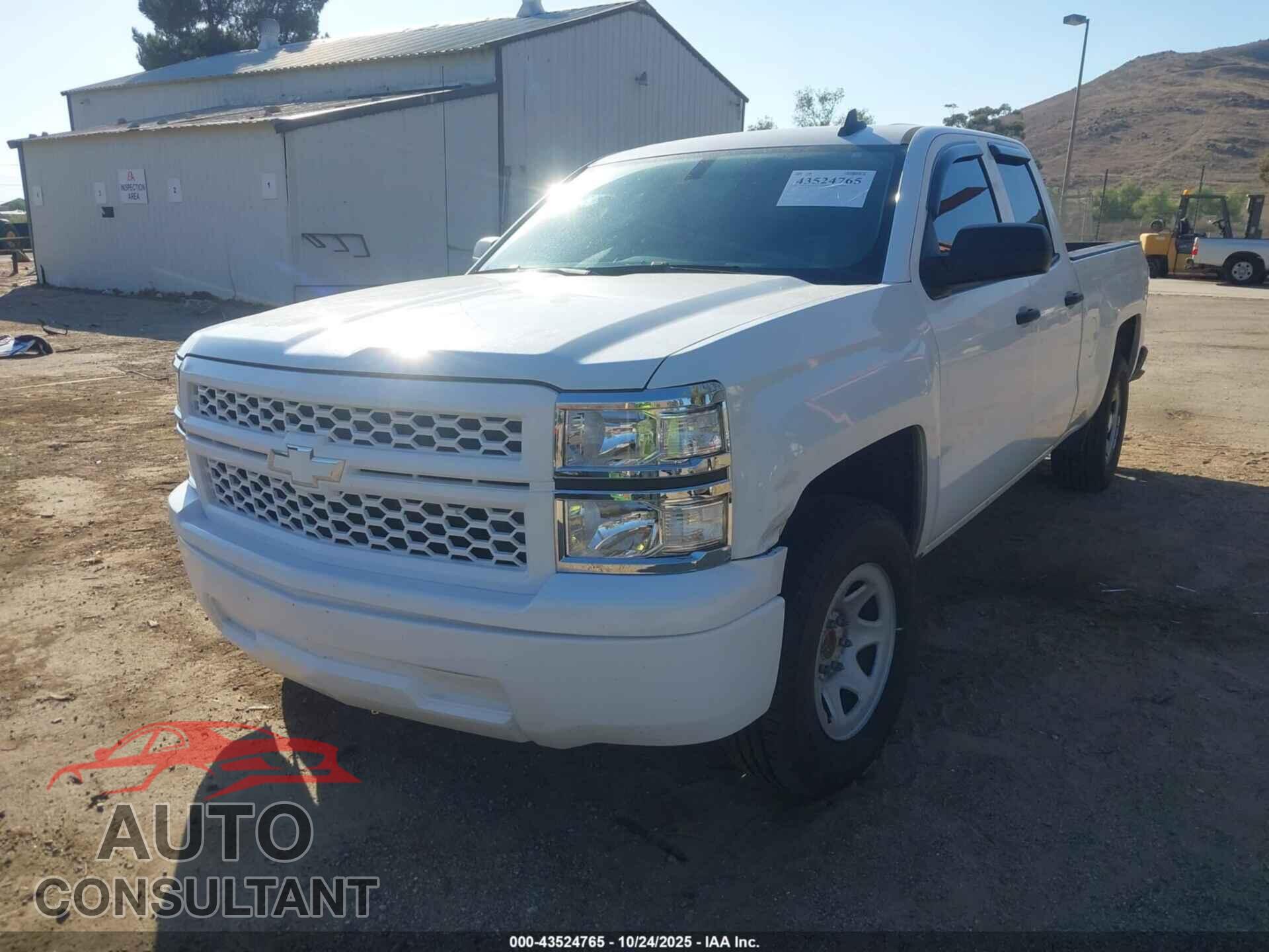 CHEVROLET SILVERADO 1500 2015 - 1GCRCPEC1FZ233514