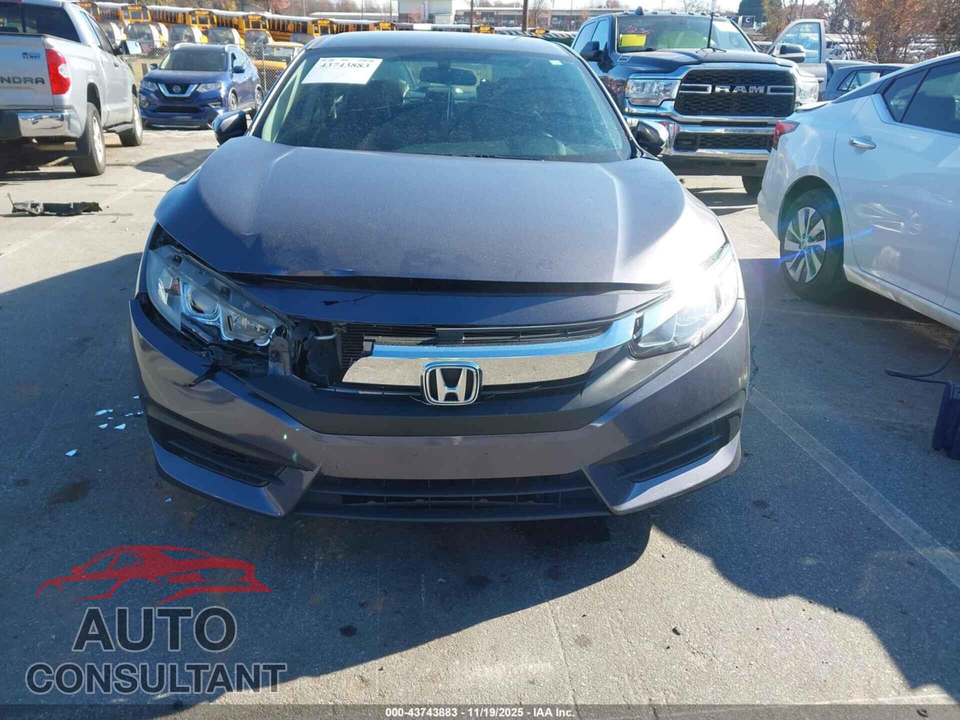 HONDA CIVIC 2018 - 19XFC2F54JE001774