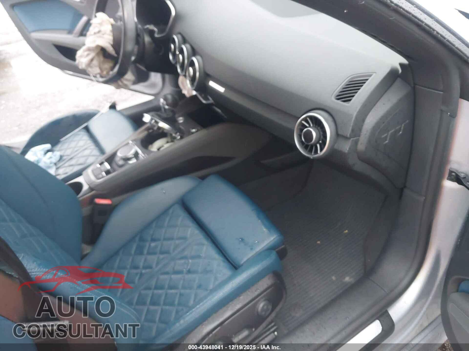AUDI TT 2017 - TRUT5CFVXH1003373