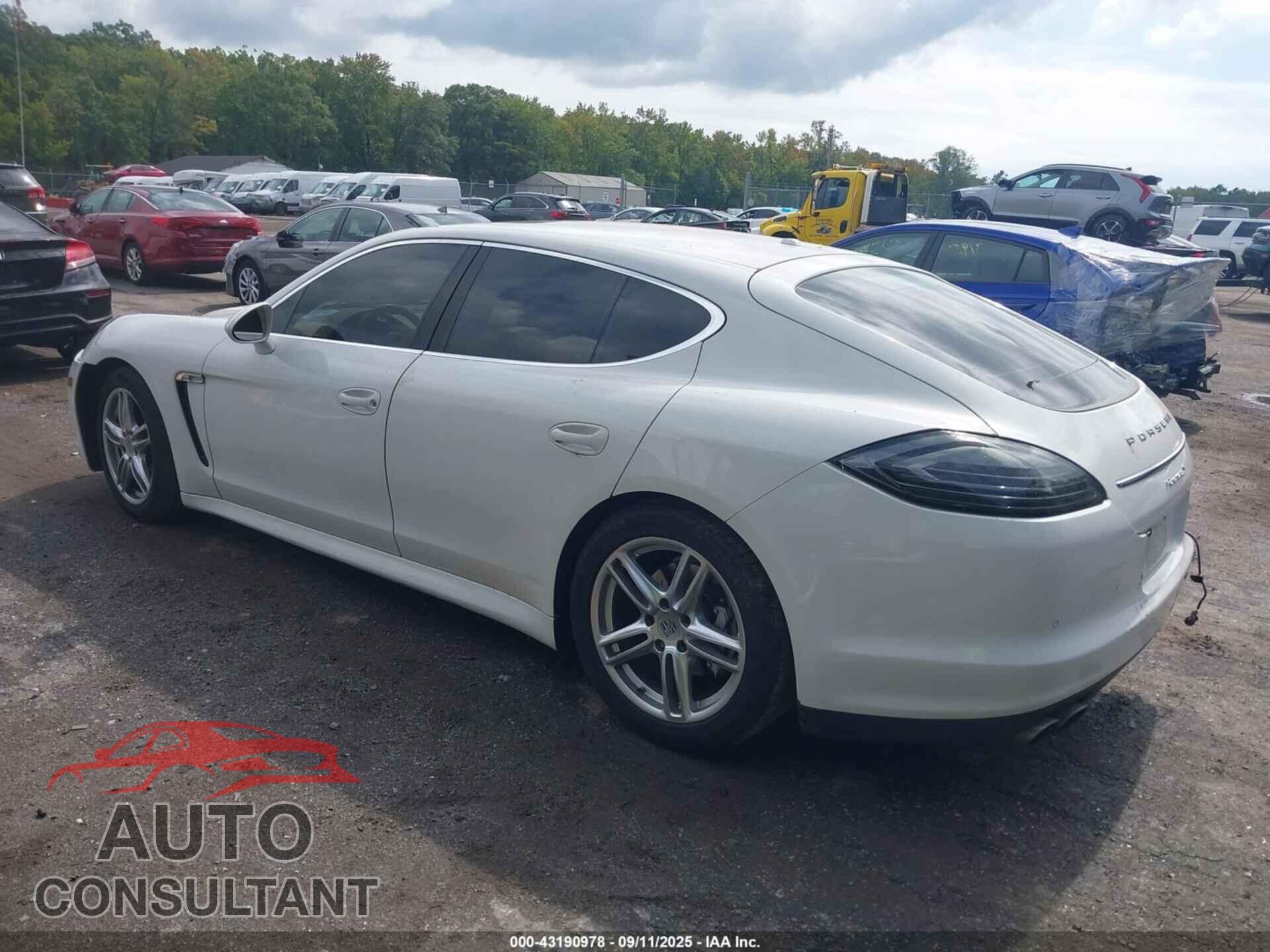 PORSCHE PANAMERA HYBRID 2012 - WP0AD2A77CL045343