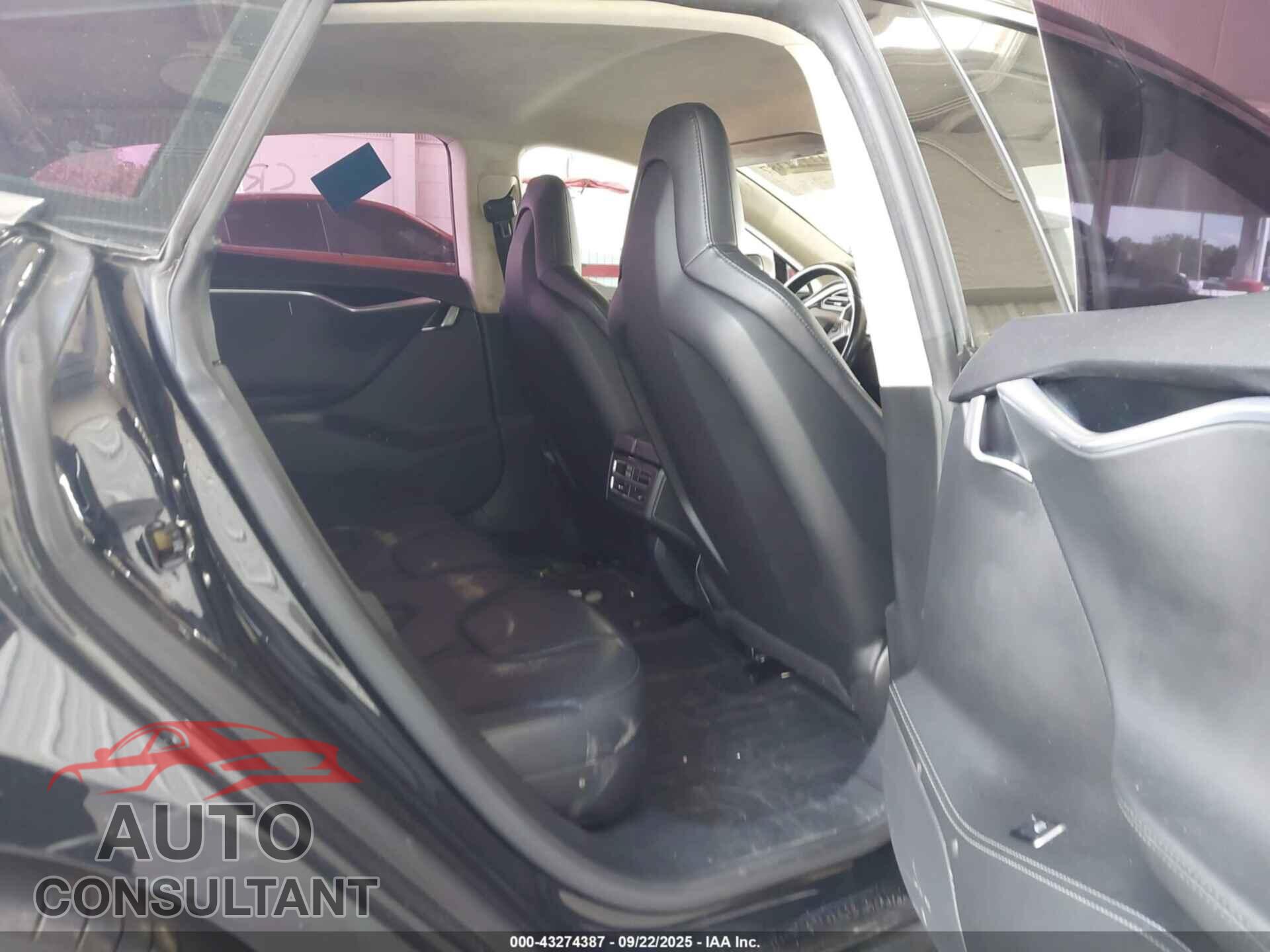 TESLA MODEL S 2014 - 5YJSA1H13EFP36447