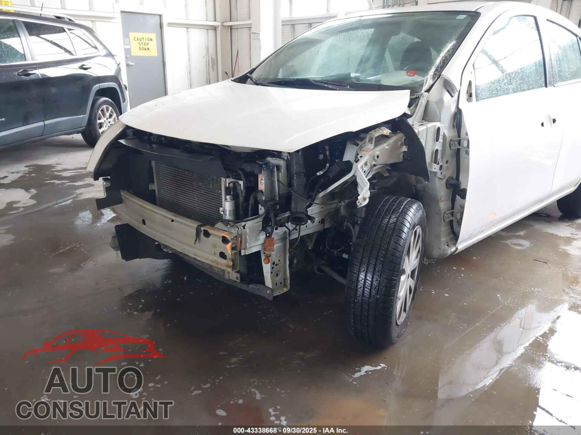 NISSAN VERSA 2019 - 3N1CN7AP3KL875729