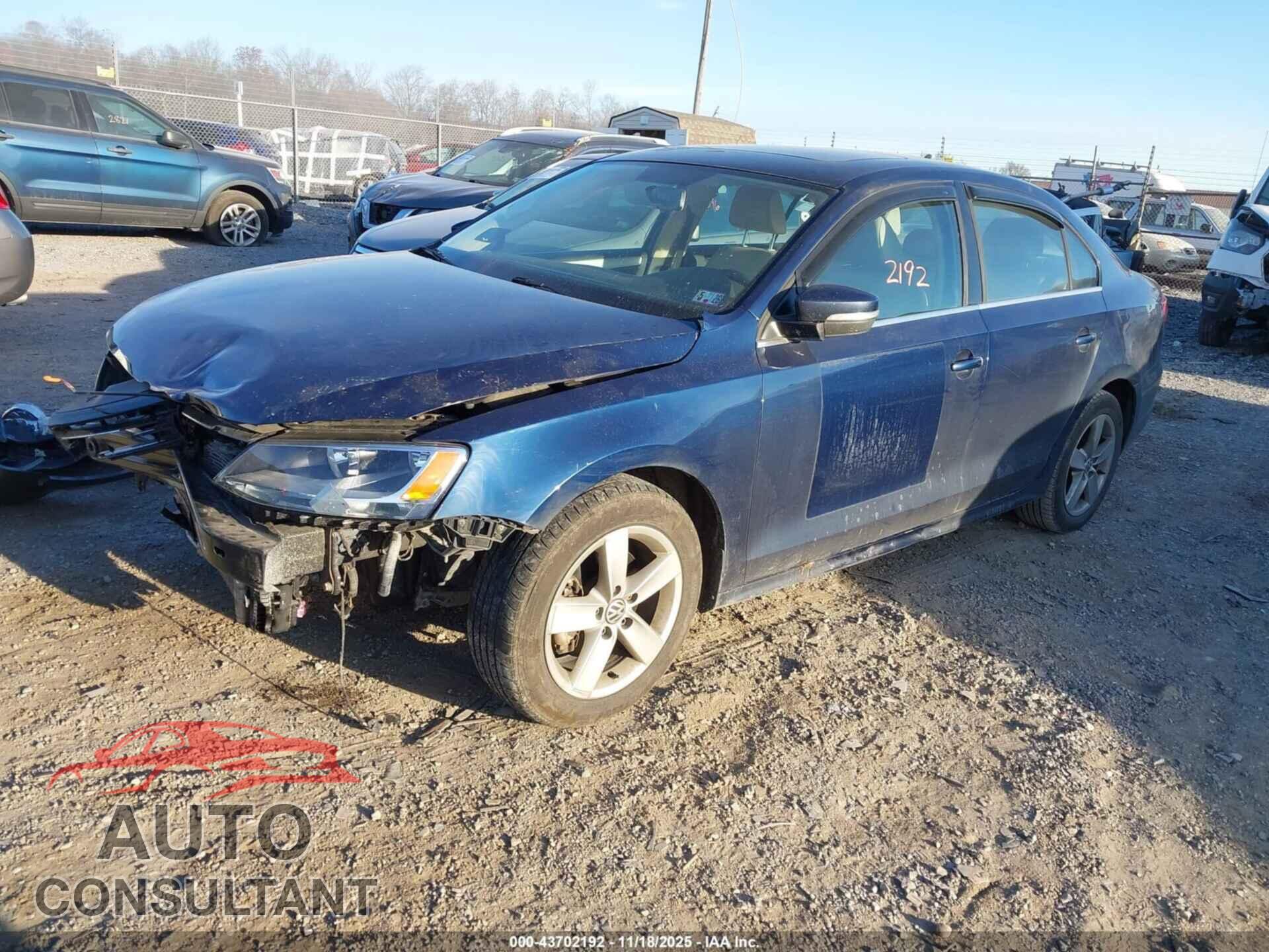 VOLKSWAGEN JETTA 2012 - 3VWLL7AJ3CM368871