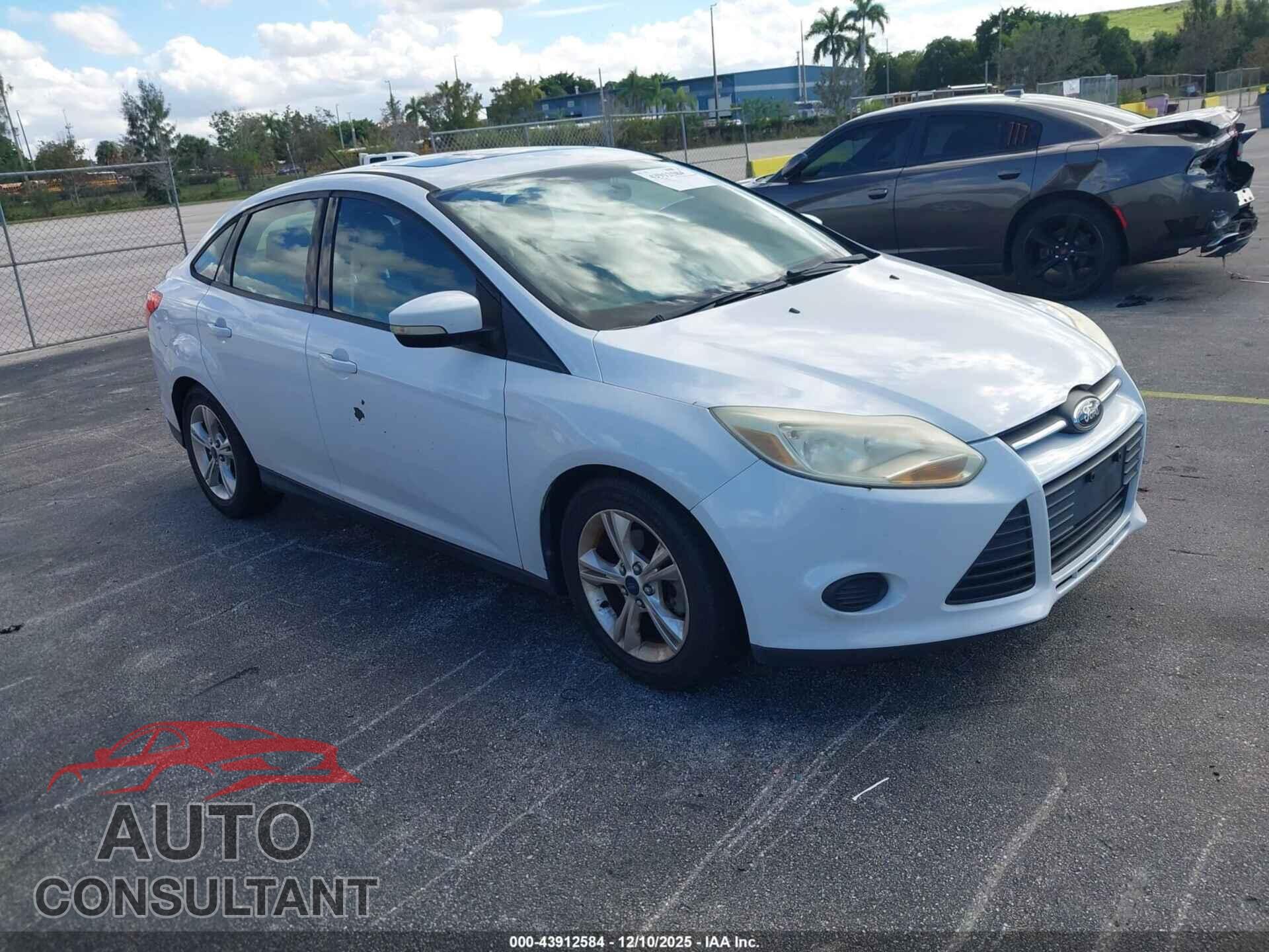 FORD FOCUS 2014 - 1FADP3F26EL219953