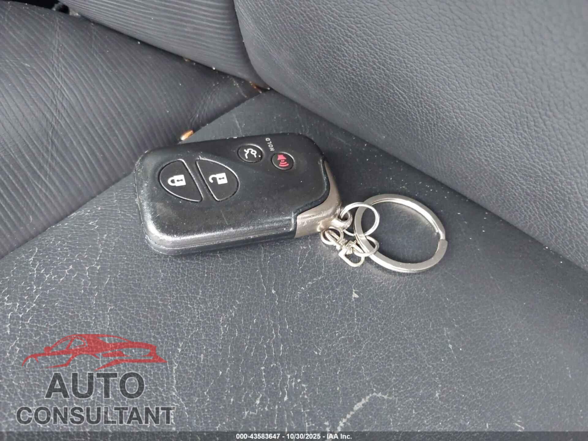 LEXUS HS 250H 2010 - JTHBB1BA5A2010817