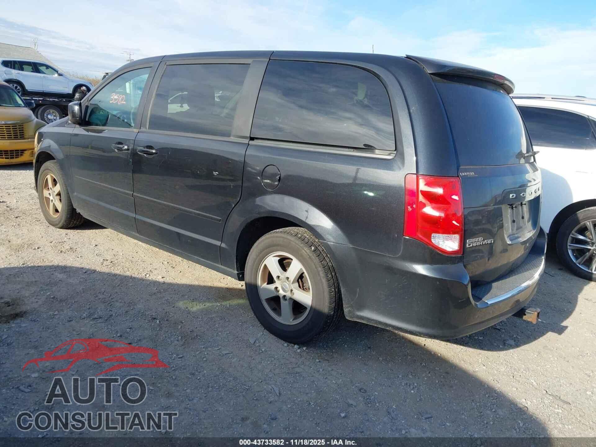DODGE GRAND CARAVAN 2011 - 2D4RN3DG5BR663853