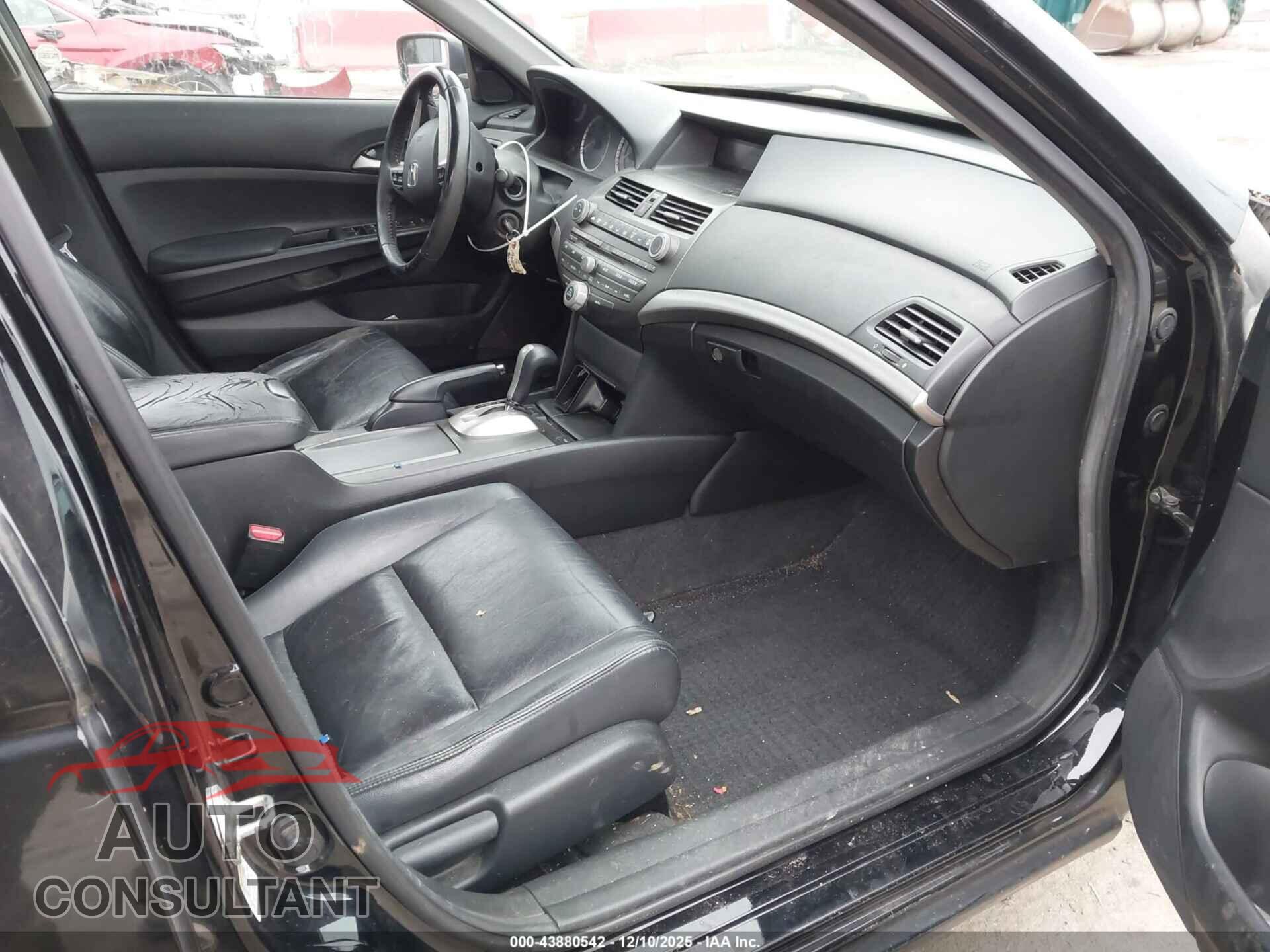 HONDA ACCORD 2012 - 1HGCP2F67CA158478