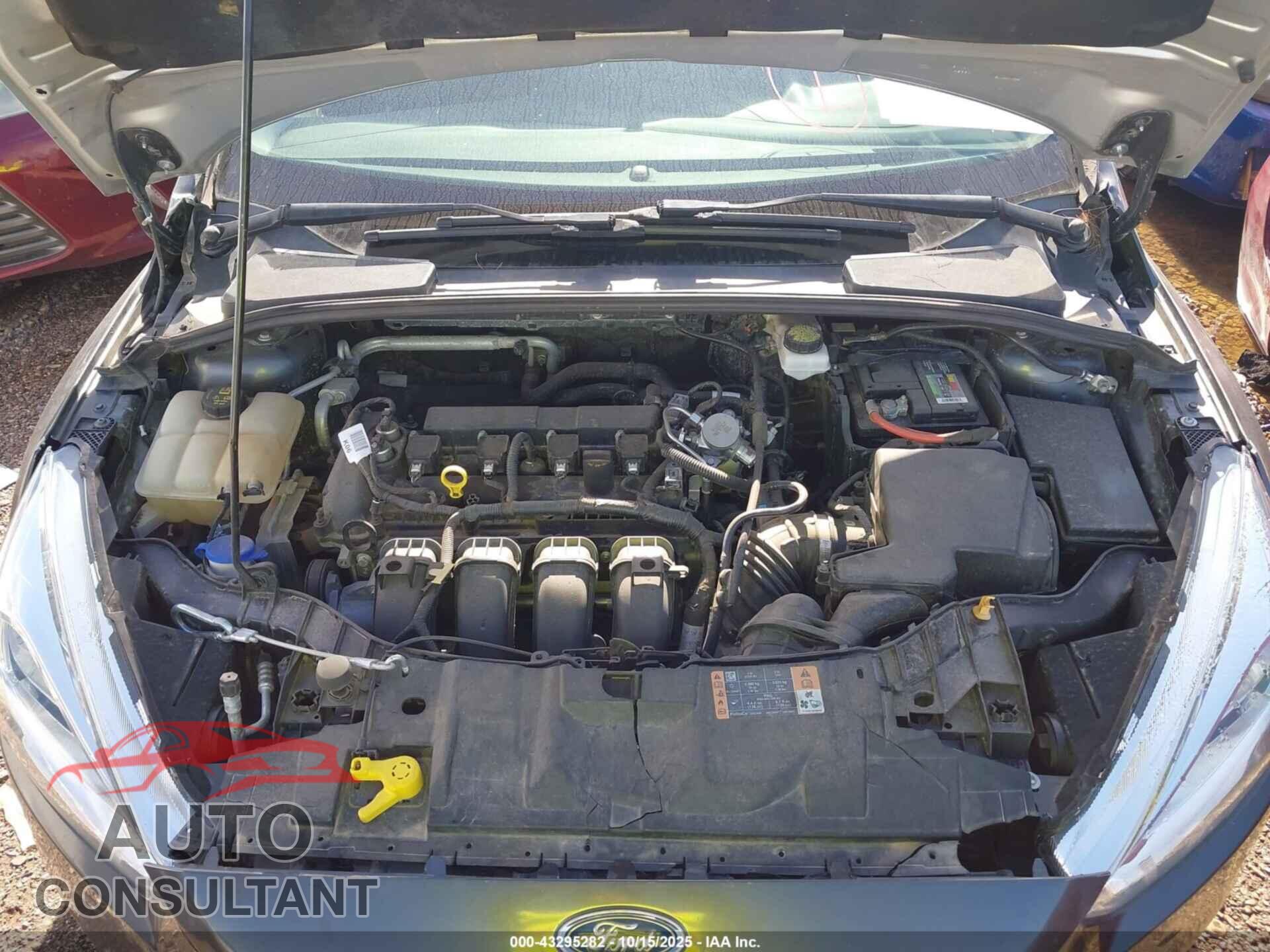 FORD FOCUS 2018 - 1FADP3E29JL304247