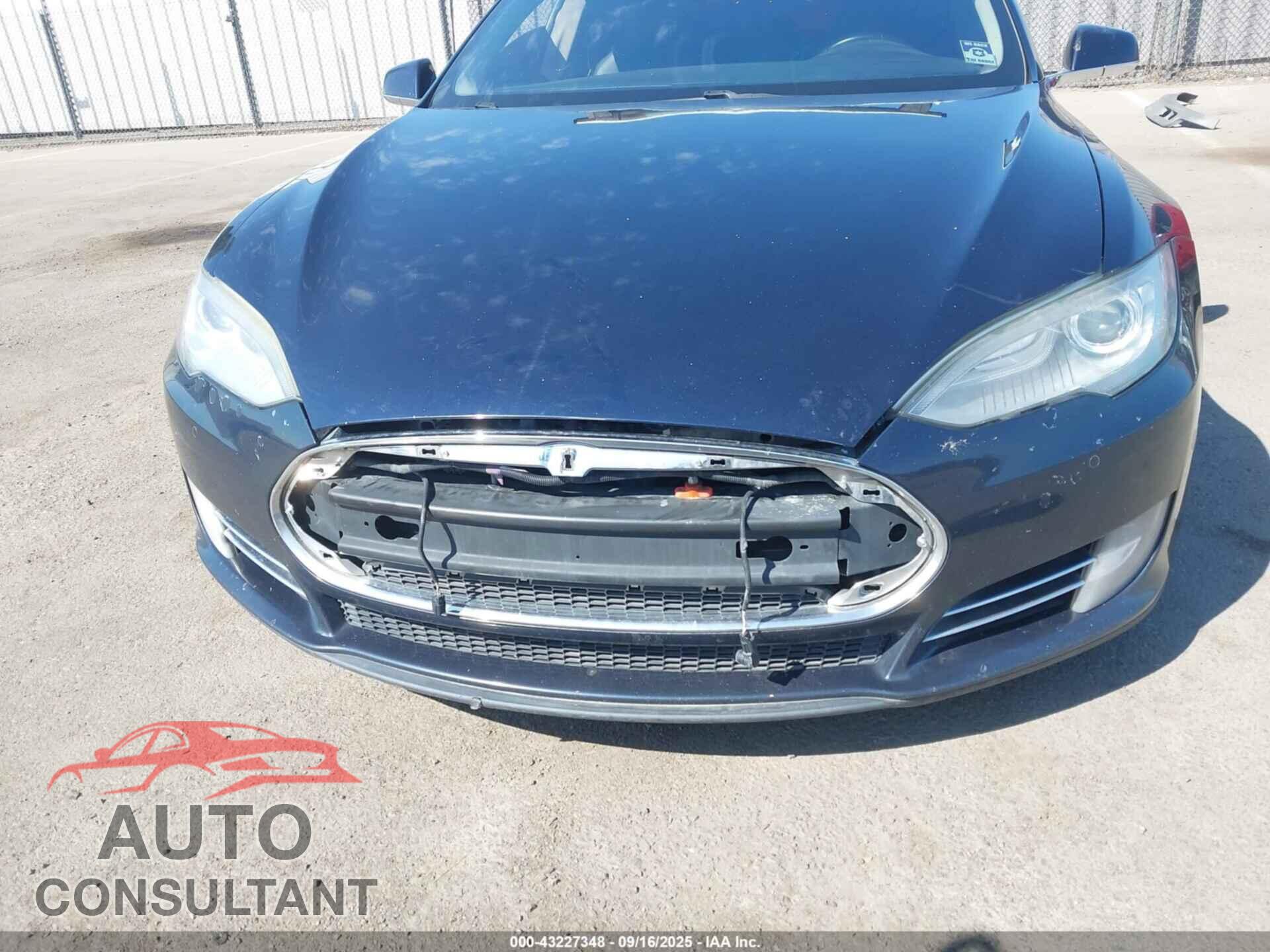 TESLA MODEL S 2014 - 5YJSA1H14EFP35775