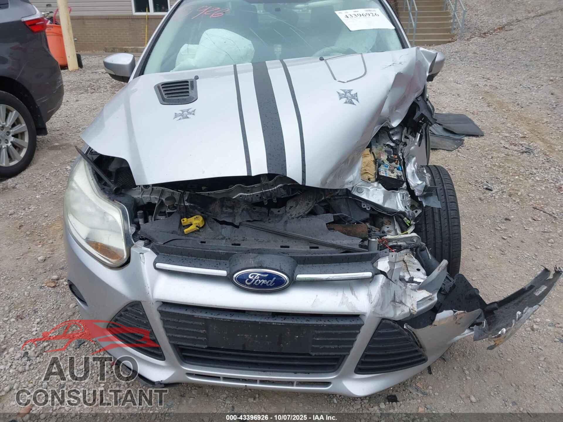 FORD FOCUS 2014 - 1FADP3F2XEL136560